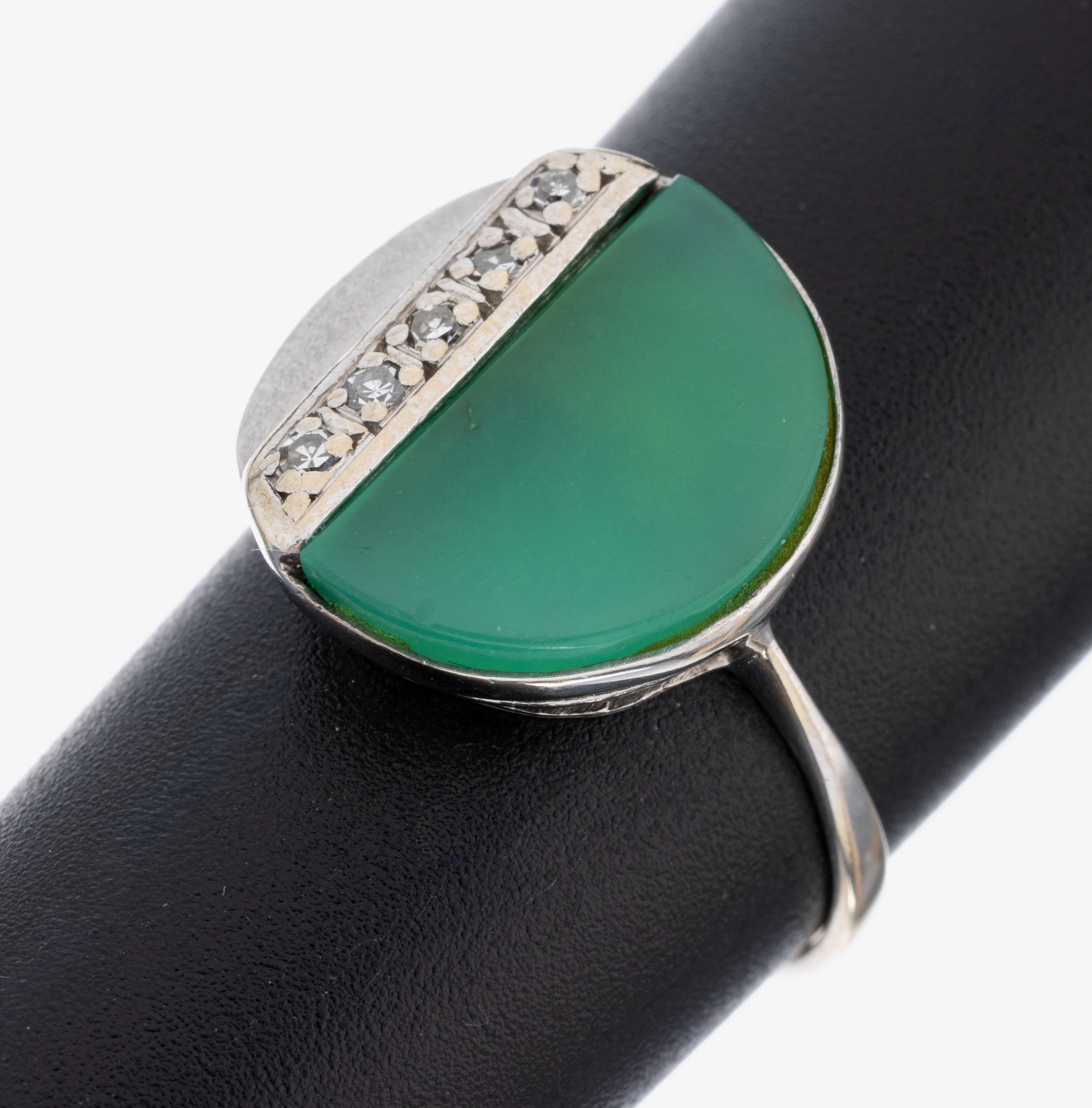 Image 27062947 - 14 kt Gold Achat Diamant Ring, WG 585/000, gepr., mit eingelegter halbmondf. ...