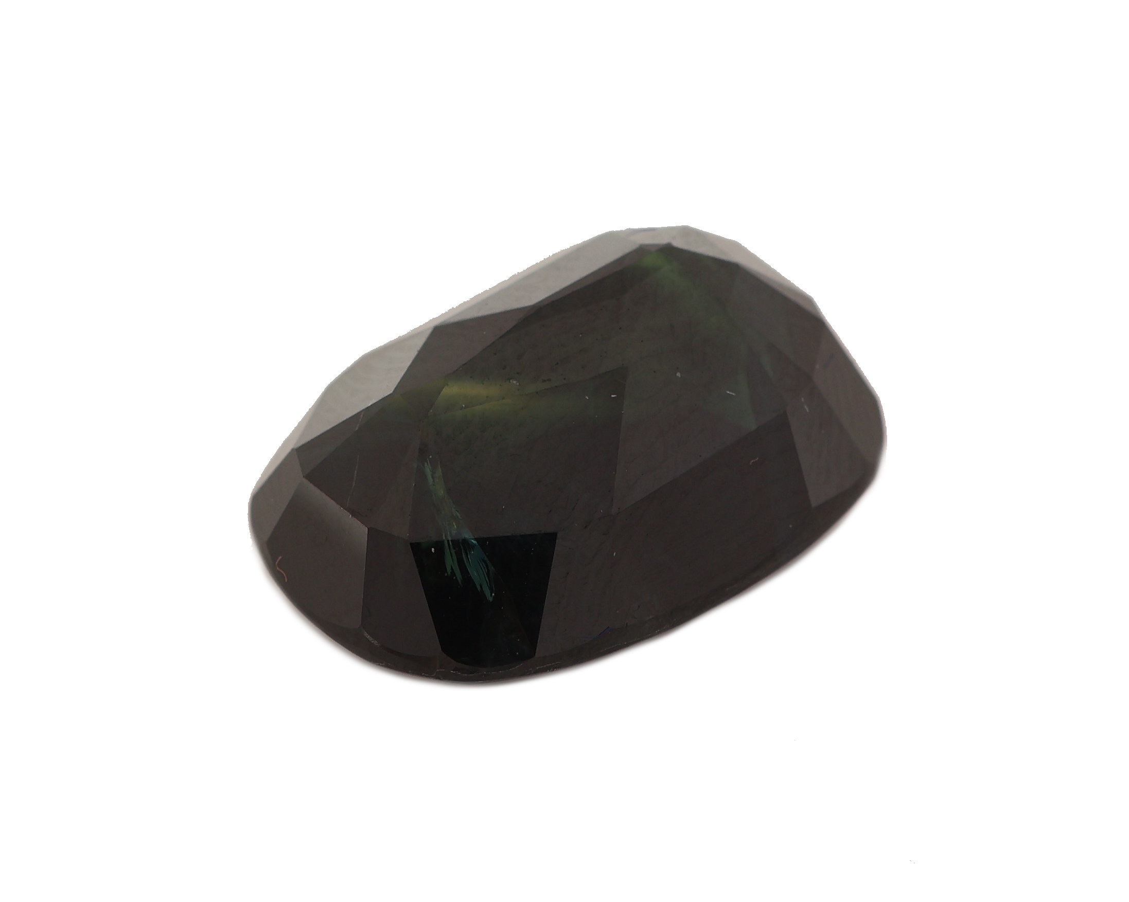 Detail b: Loser Saphir, 16.00 ct, Brillant Step Cut, very dark blue, 16.66 x 12.12 x 8.06 mm, GIA- Expertise anbei, keine Anzeichen für Erhitzung, ...
