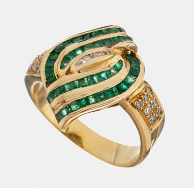 Image 14 kt Gold Smaragd Diamant Ring, GG 585/ 000, asymm. Ringkopf bes. mit ca. 40 facett. ...