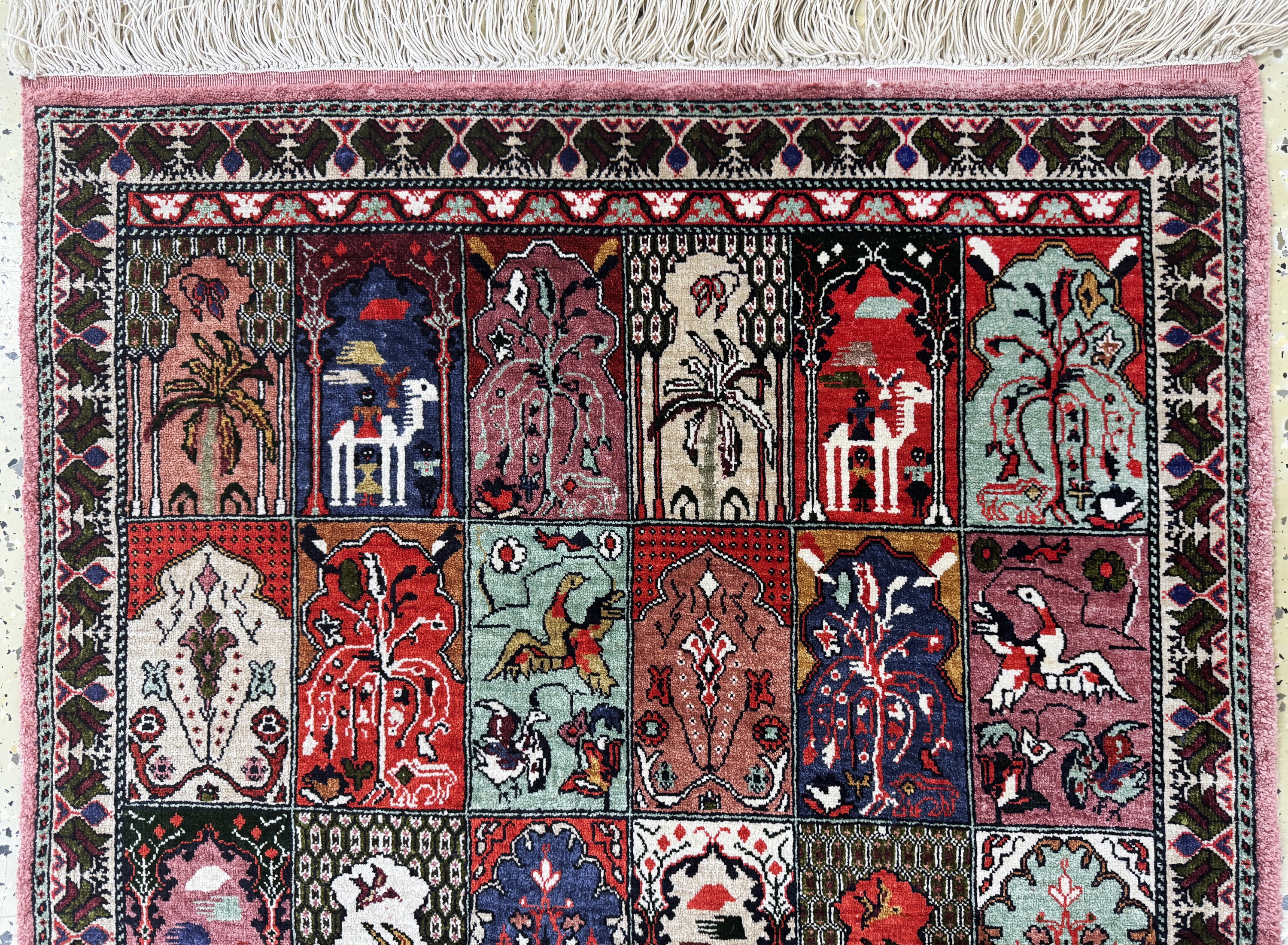 Detail a: Ghom Seide, Ägypten, Ende 20.Jhd, reine Naturseide, ca. 140 x 75 cm, EHZ: 1-2