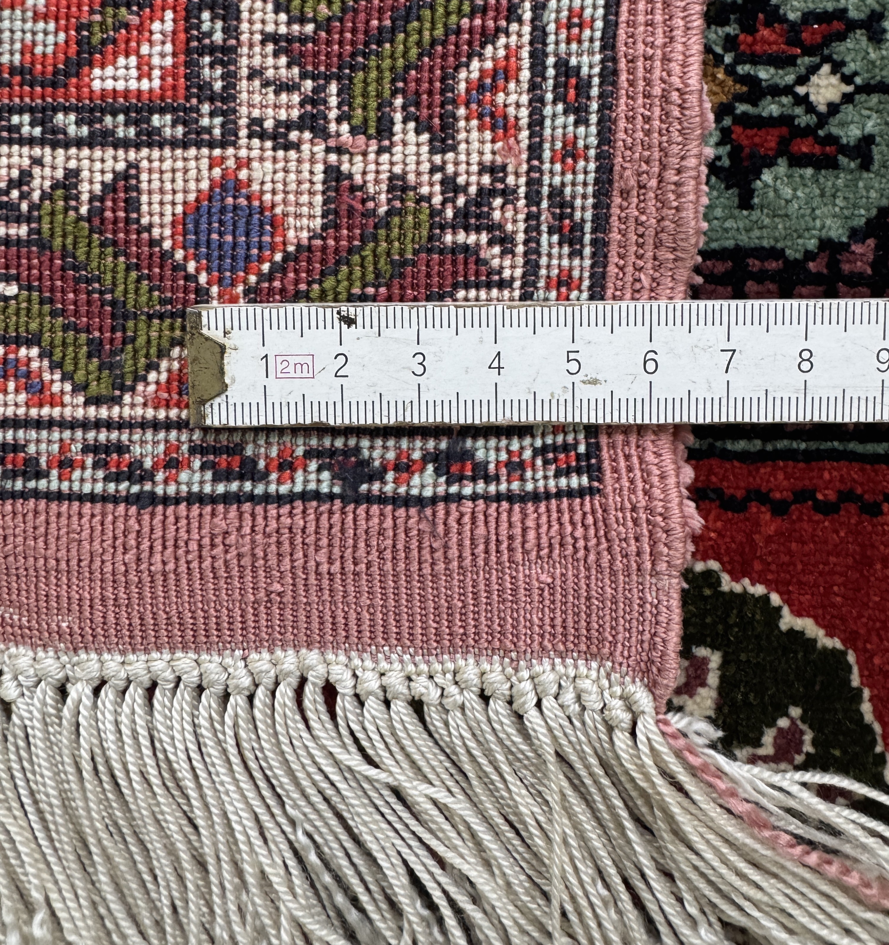 Detail e: Ghom Seide, Ägypten, Ende 20.Jhd, reine Naturseide, ca. 140 x 75 cm, EHZ: 1-2