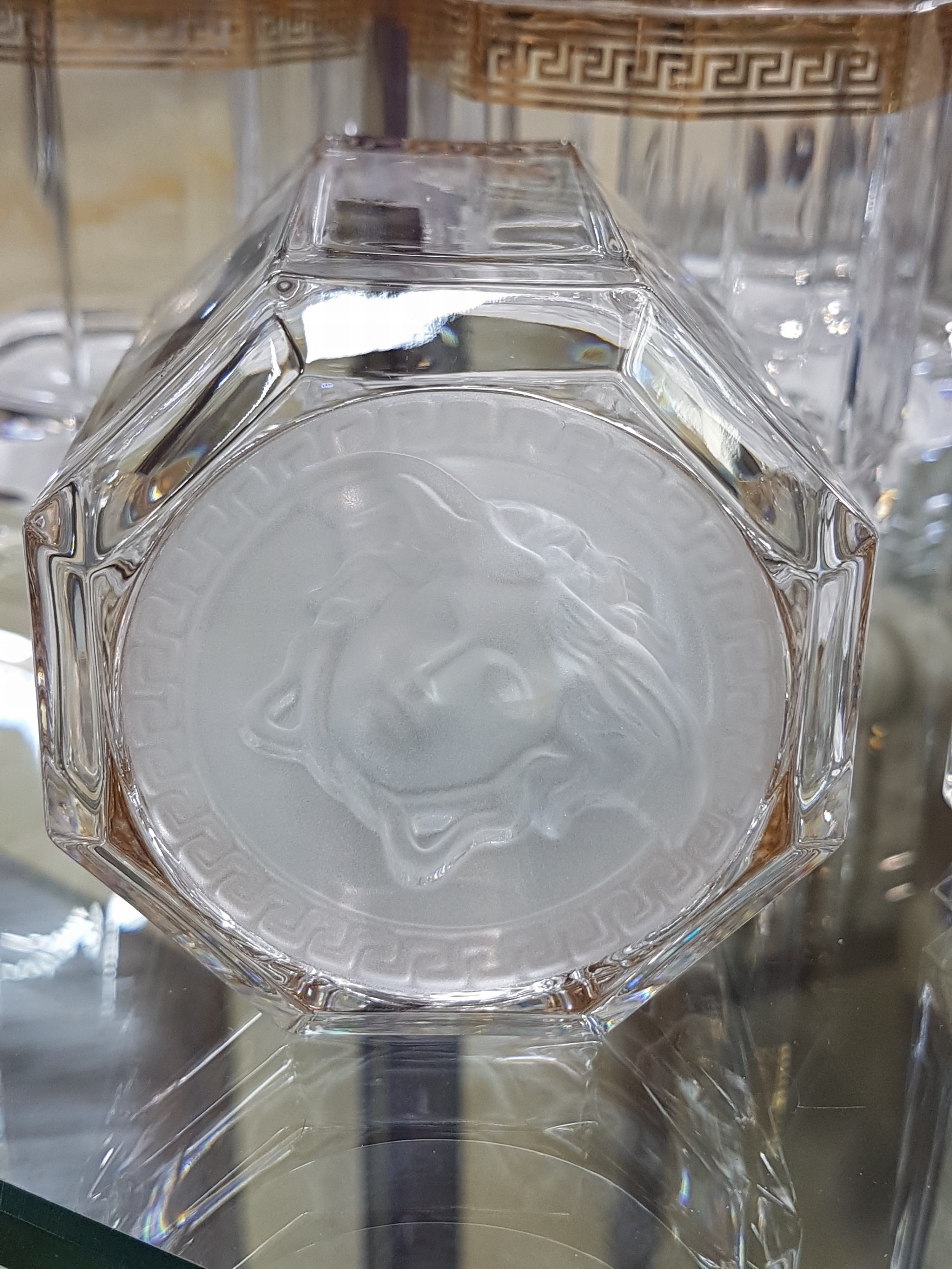Detail c: 8 Gläser, Versace, Lumiere, mit Golddekor, 6 Whisky-Gläser und zwei hohe Gläser, drei orig. Kartons