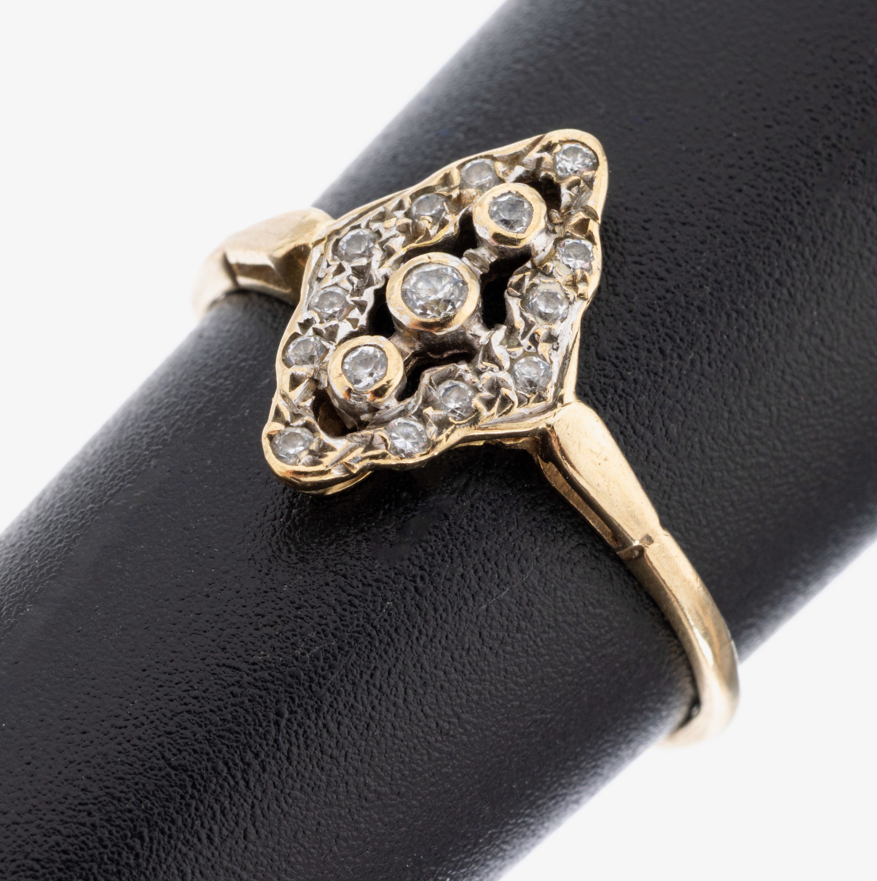 Image 27063816 - 18 kt Gold Ring, GG/WG 750/000 gepr., im Stil des Art Deco, Diamantimitationen, RW 52, ...