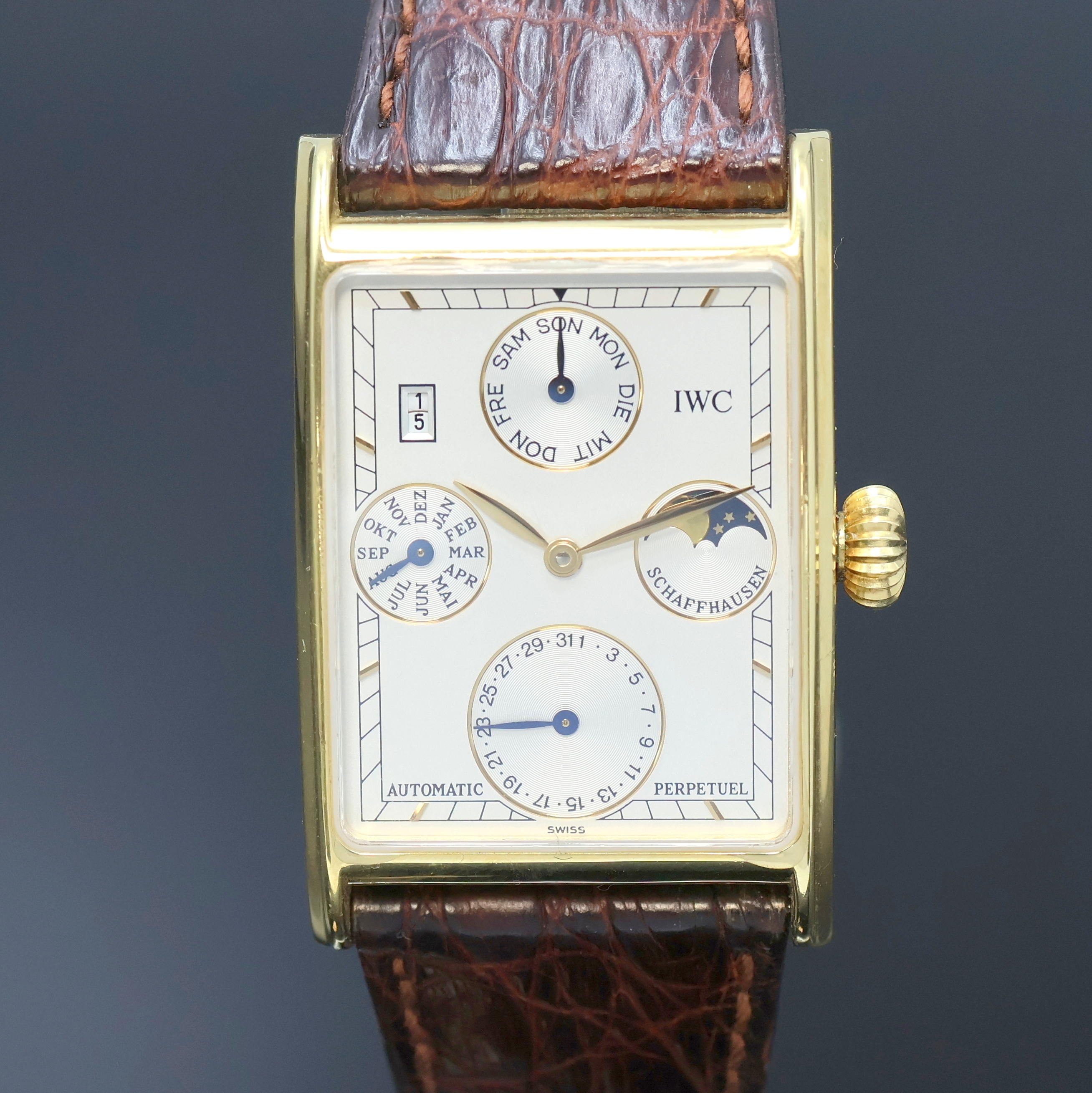 Detail a: IWC feine astronomische Herrenarmbanduhr mit ewigem Kalender Modell Novecento in GG 750/000 Referenz 3546, Schweiz um 1995, Automatik, orig. ...
