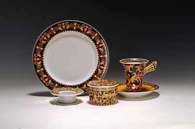 Image 4 Teile Versace, Rosenthal, Barocco, Teller D. 22 cm, Kaffeetasse mit Untertasse, ...