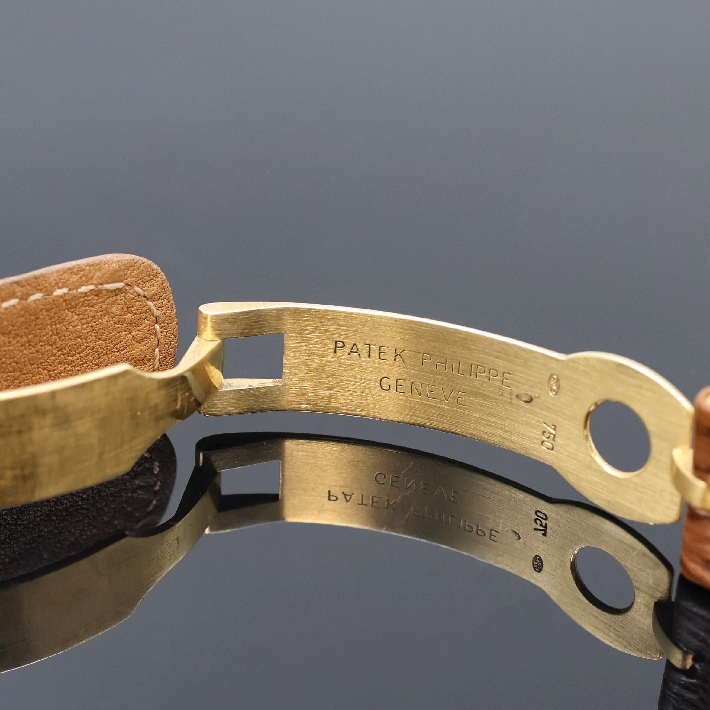 Detail c: PATEK PHILIPPE Ellipse Armbanduhr in GG 750/000 Referenz 3930, Schweiz um 1990, quarz, 2-tlg. Geh., Boden aufgedr., orig. Lederband m. orig. GG ...