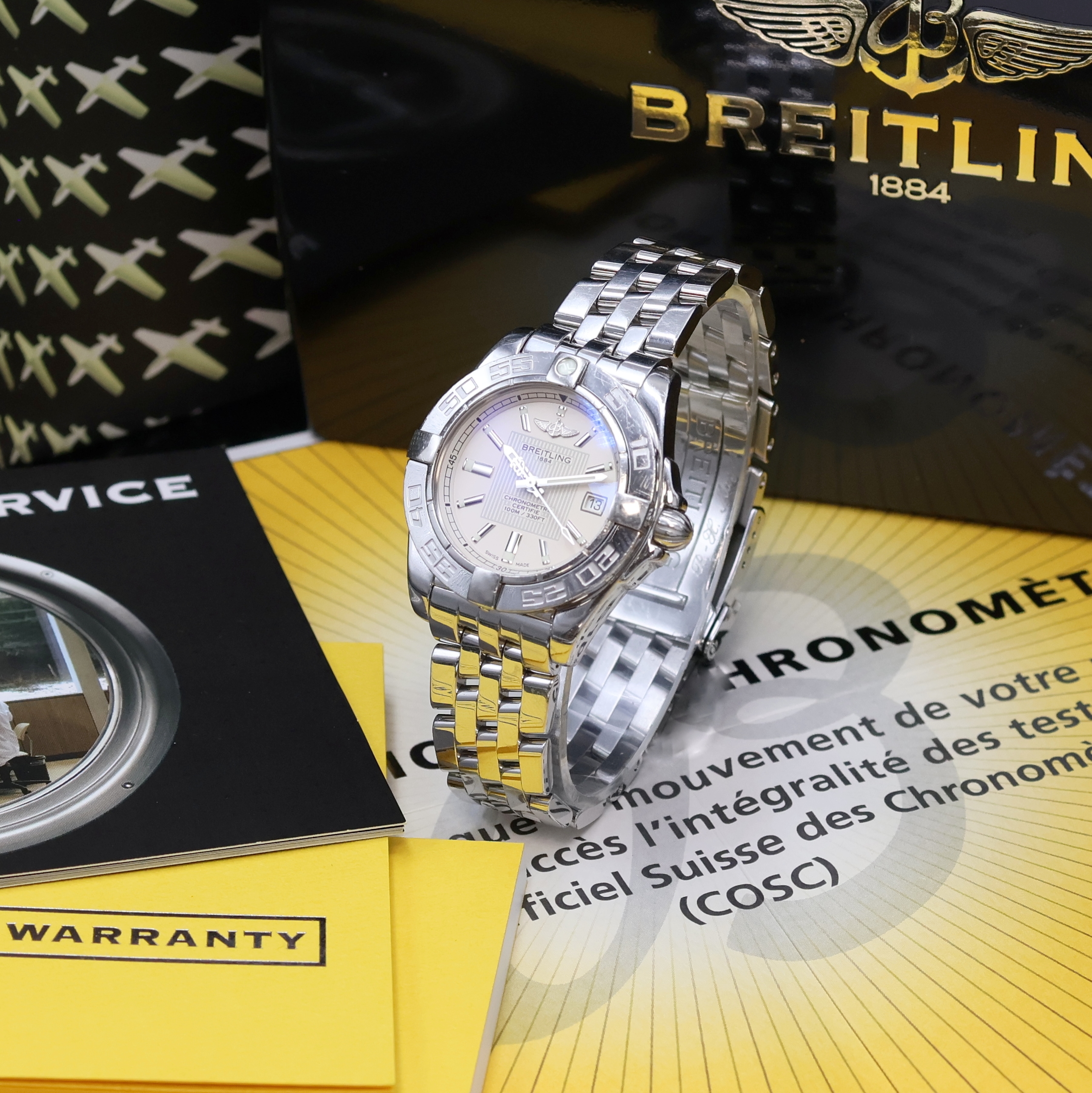 Detail a: BREITLING Damenarmbanduhr Galactic 32 Referenz A71356, quarz, Chronometer in Edelstahl inkl. Pilotband m. Faltschl., Boden verschr., elfenbeinfarb. ...