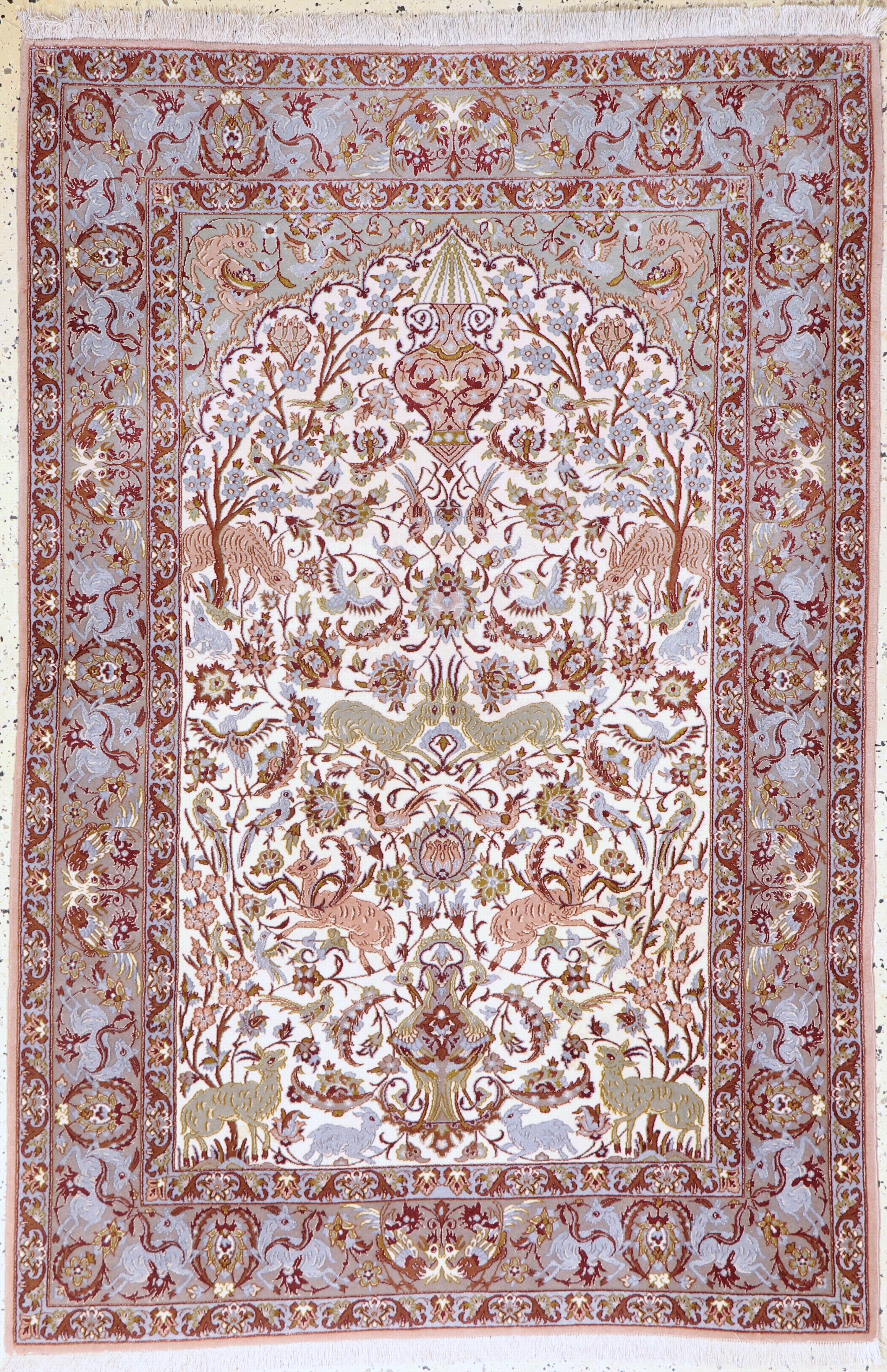 Image 27064210 - Esfahan fein, Persien, Ende 20.Jhd., Korkwolle mit und auf Seide, ca. 169 x 113 cm,EHZ: ...