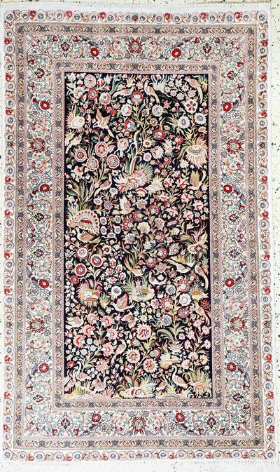 Image Hereke Seide fein, China, Ende 20.Jhd., reine Naturseide, ca. 152 x 92 cm, EHZ: 2 ...