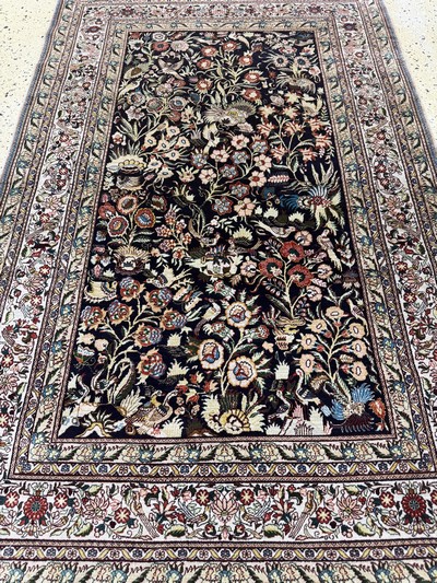 27064213d - Hereke Seide fein, China, Ende 20.Jhd., reine Naturseide, ca. 163 x 106 cm, EHZ: 2 ...