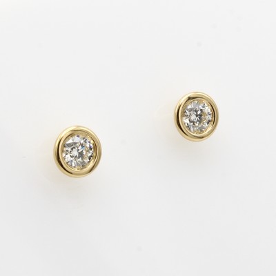 Image Paar Ohrstecker mit Brillantsolitären, GG 750/000, 2 Brill. in Zargenfassungen zus. ca. ...