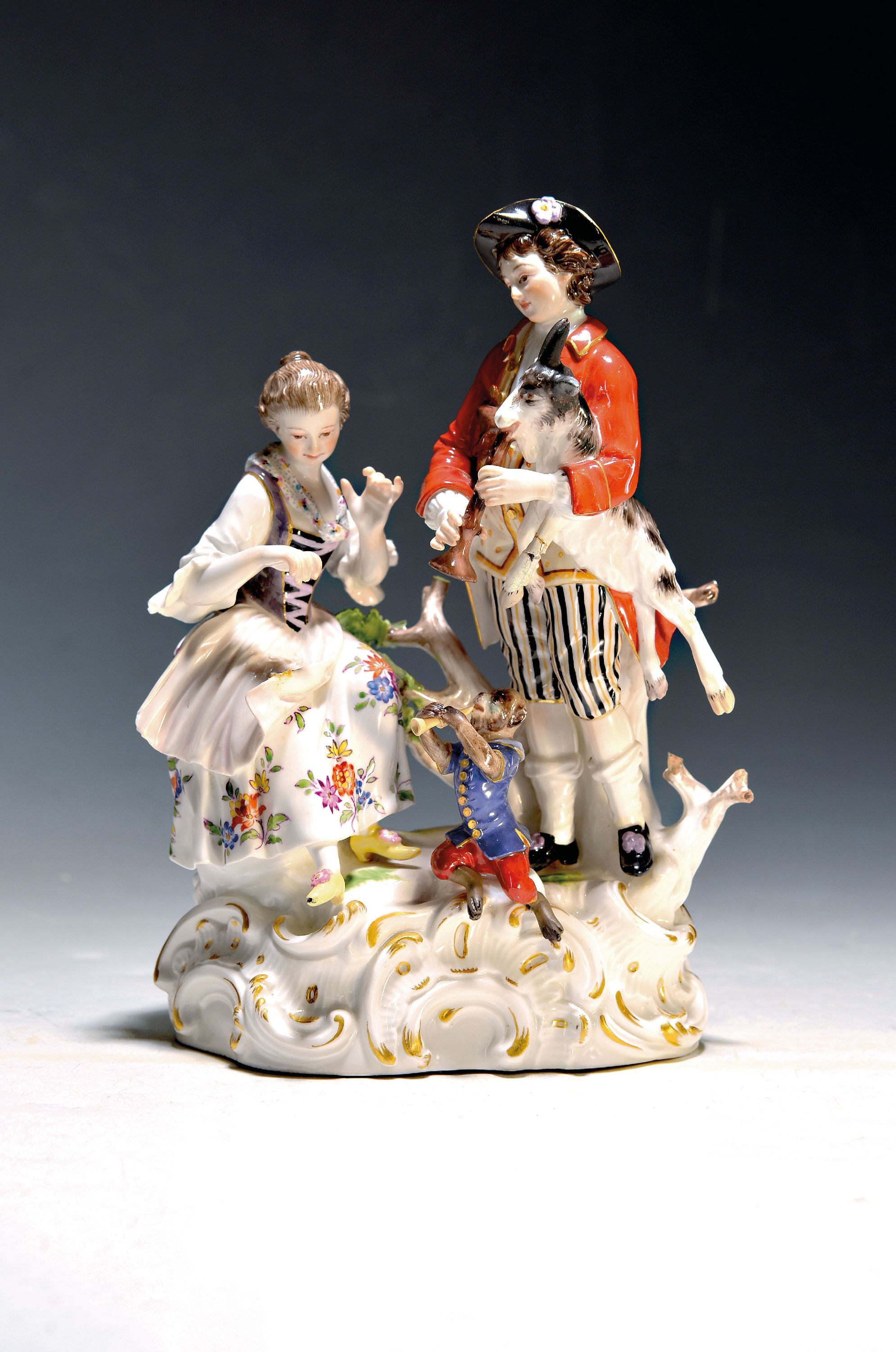 Image 27064864 - Porzellangruppe, Meissen, um 1850-1924, Allegorie auf das Gehör, Entwurf Carl Christoph ...