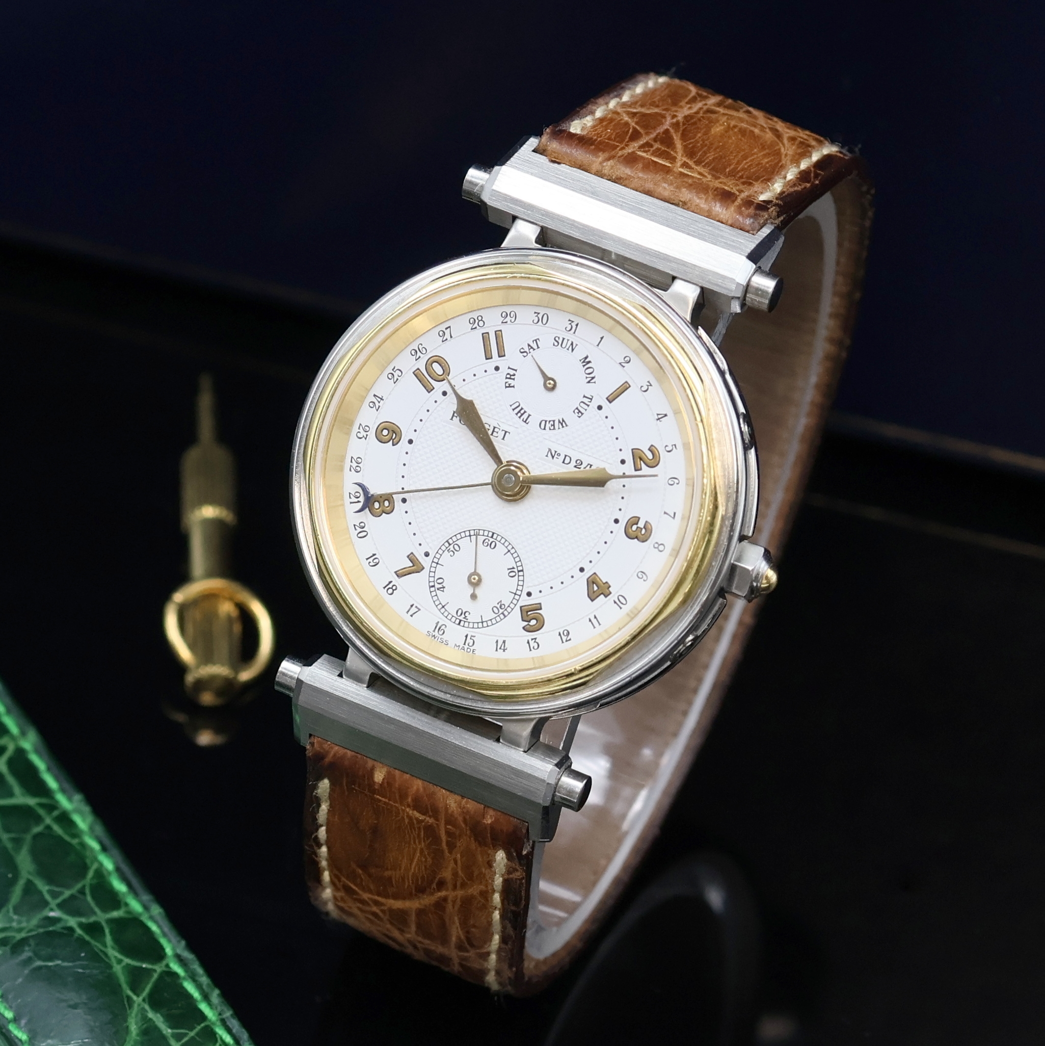 Detail a: FORGET Classic D Chronometer Herrenarmbanduhr Nr. D 246 mit Tag und Datum, Schweiz um 1991, Automatik, aufw., beids. vergl. Gehäuse in Edelstahl u. ...