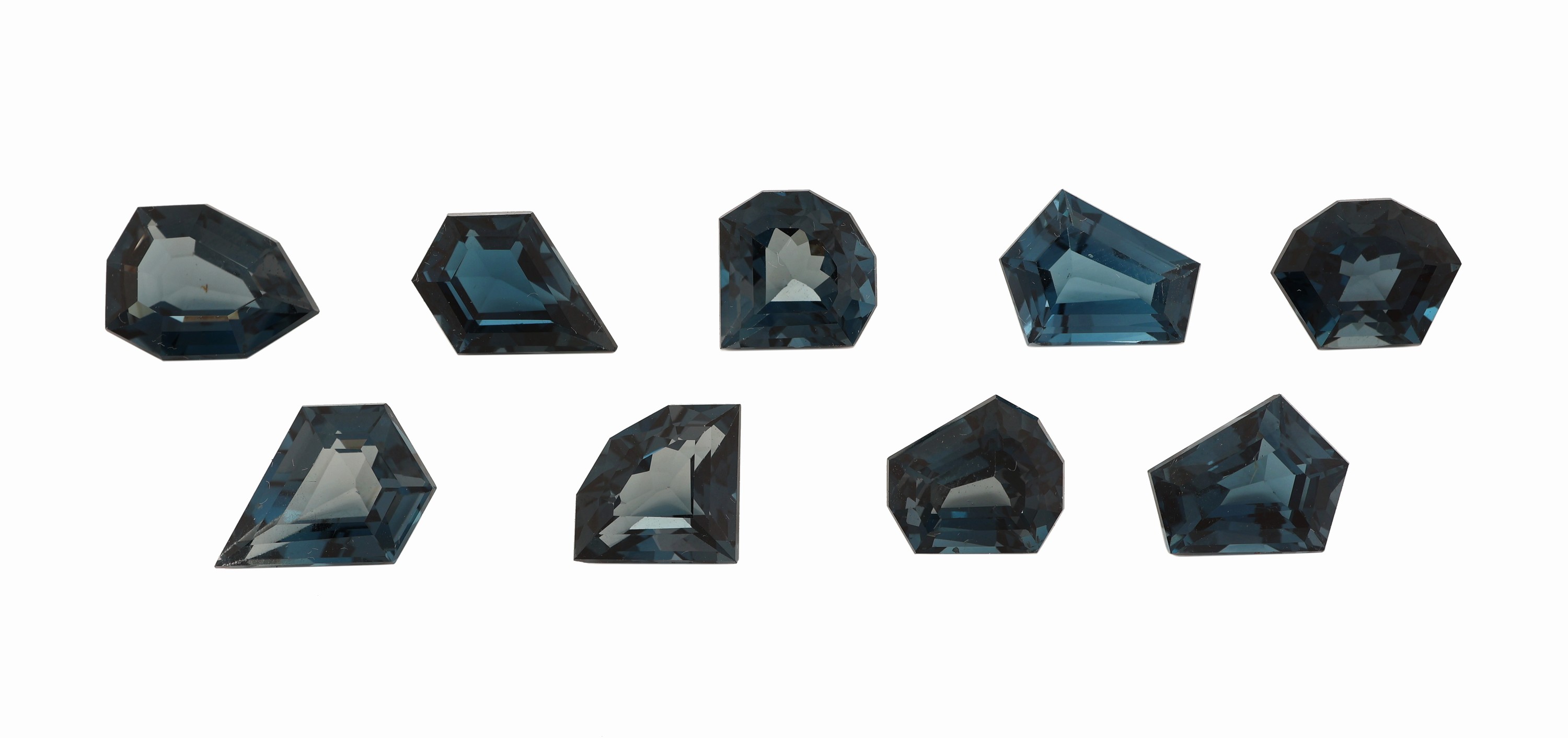 Image 27066598 - Lot 9 lose Londonblue-Topase, zus. ca. 34.22 ct, fancy Schliff in versch. Größen und ...