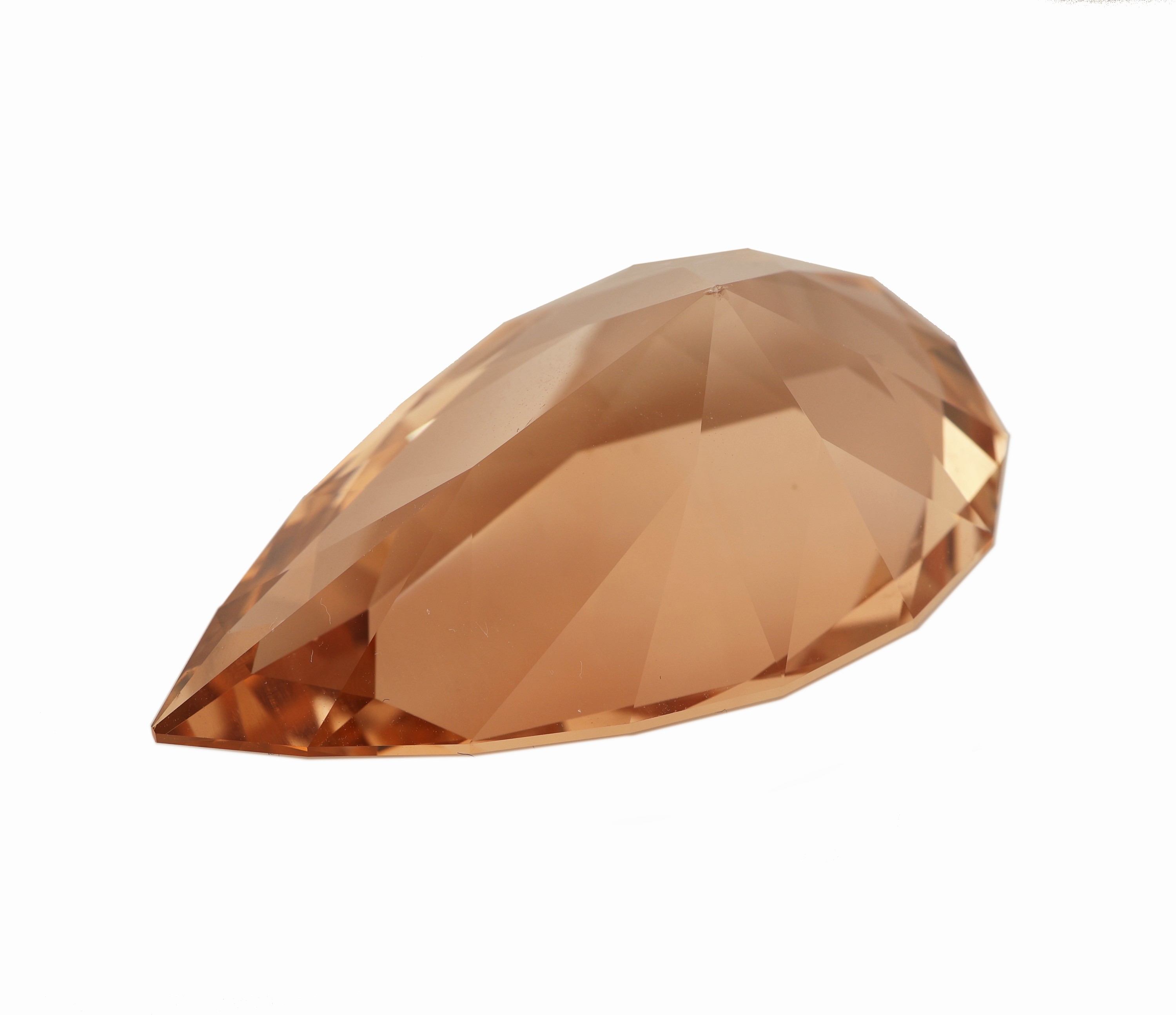 Detail b: Loser Imperial-Topas, ca. 90.49 ct, facett. Tropfen, ca. 39.96 x 23.12 x 16.37 mm
