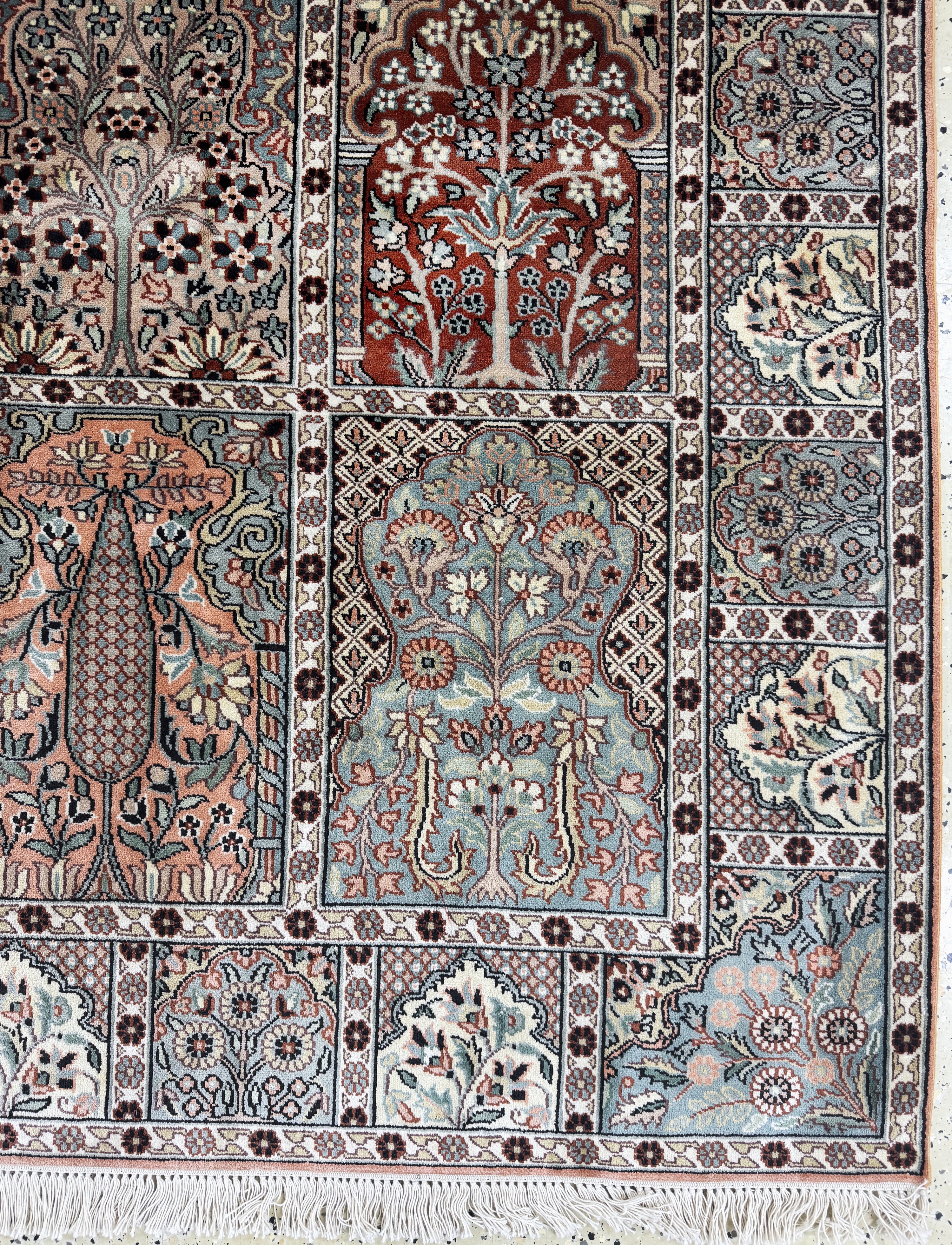 Detail a: Kaschmir Seide, Indien, Ende 20.Jhd, merzerisierte Baumwolle, ca. 190 x 190 cm, EHZ: 1-2