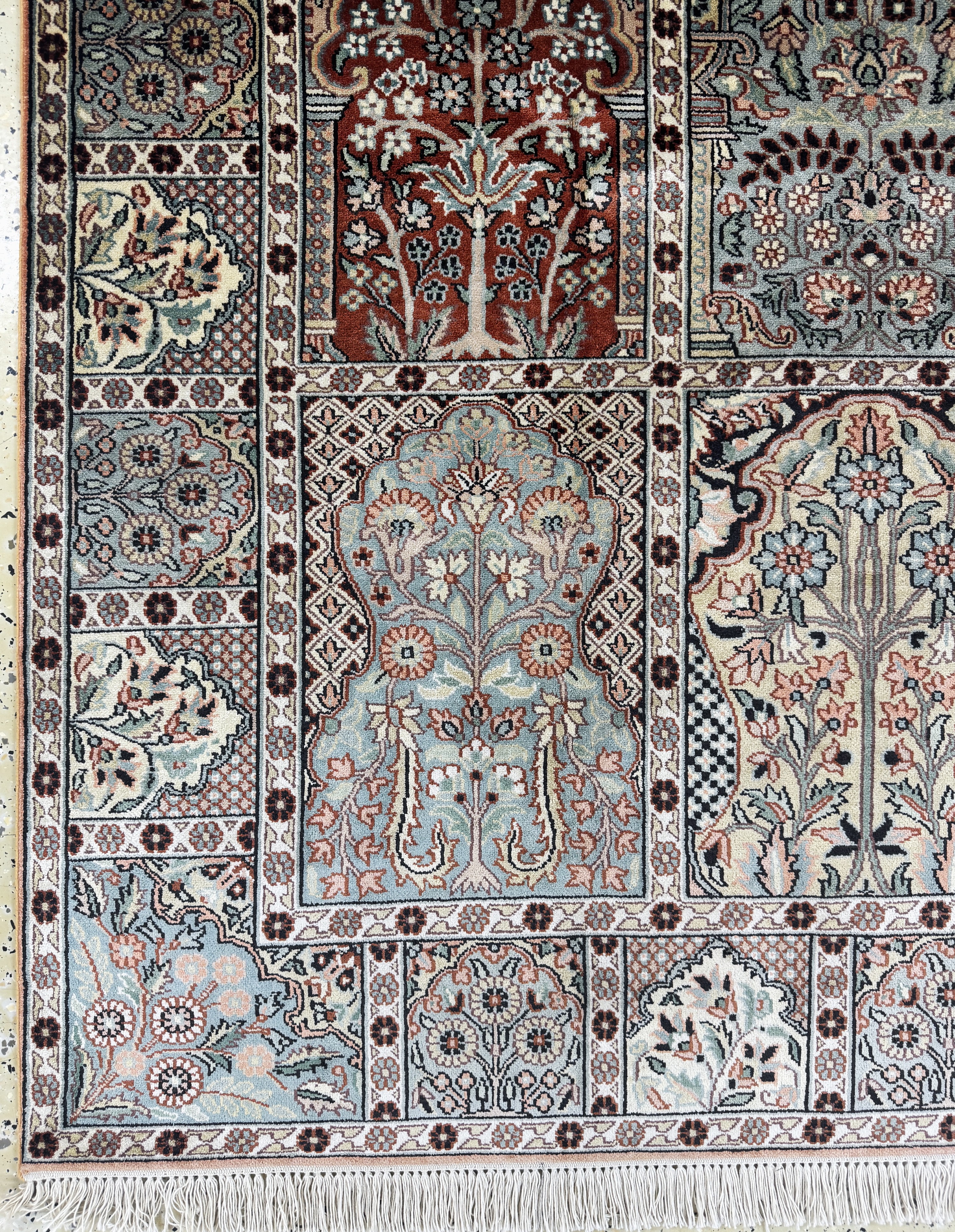 Detail b: Kaschmir Seide, Indien, Ende 20.Jhd, merzerisierte Baumwolle, ca. 190 x 190 cm, EHZ: 1-2