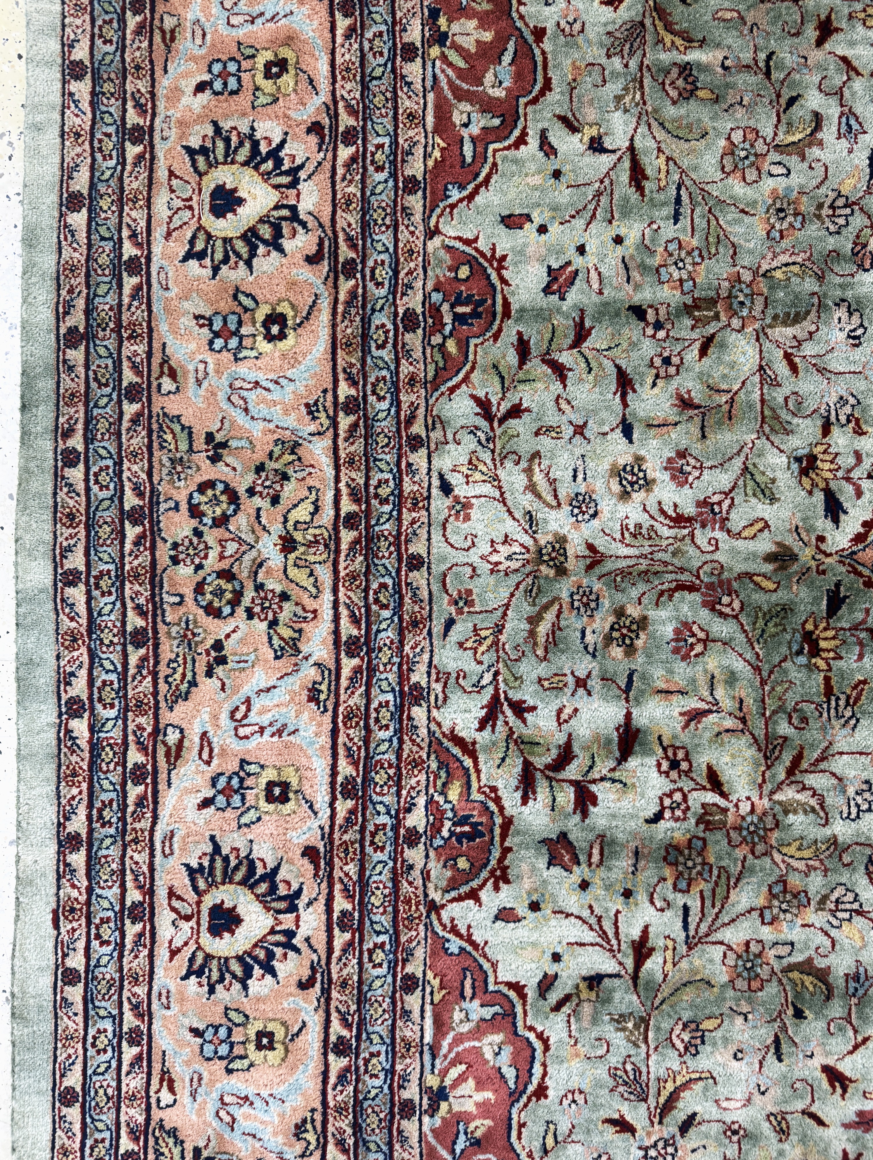 Detail c: Sarogh fein, Indien, Mitte 20.Jhd, Korkwolle auf Baumwolle, ca. 297 x 245 cm, EHZ: 2