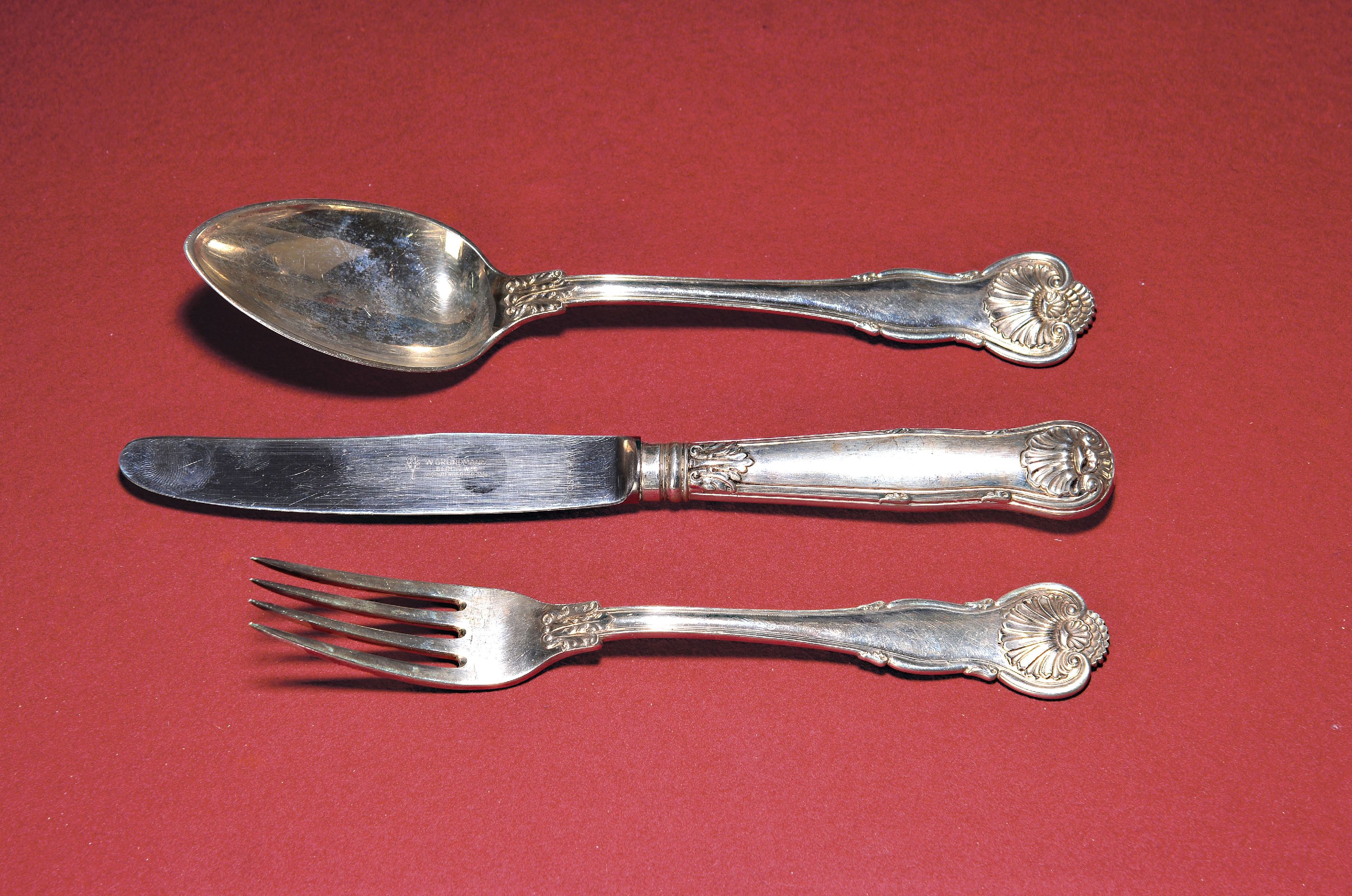 Image 27066675 - 9-tlg. preußisches Besteckset, I. Wagner & Sohn, Berlin, um 1880, 800 Silber, je 3 ...