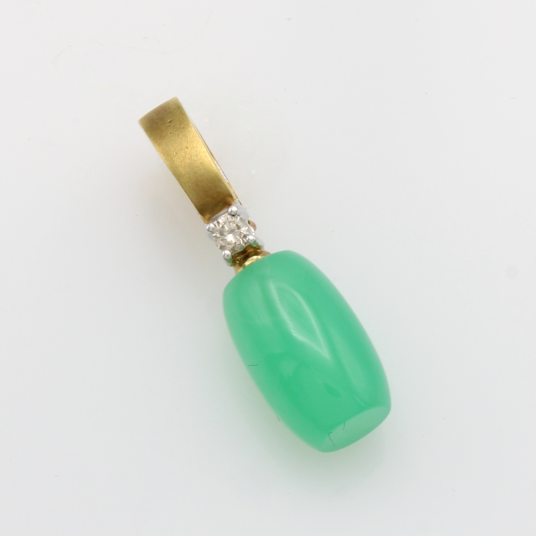 Image 27066693 - Clipanhänger mit Chrysopras und Brillant, GG 750/000, z.T. matt. Öse, ...