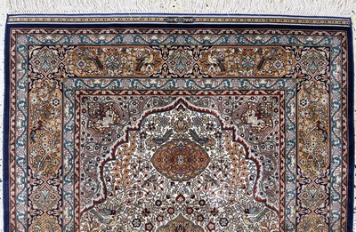 27066669a - ´Doppelseitiger´Hereke fein, Türkei,signiert´Darin´, Ende 20.Jhd, reine Naturseide, ...