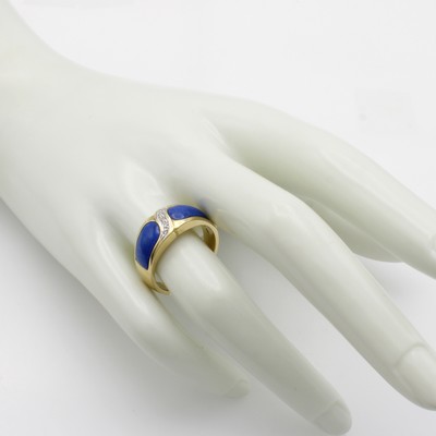 27066683b - Ring mit Lapislazuli und Brillanten, GG 585/000, Brill. mittig gef. zus. ca. 0.05 ct ...