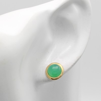27066689a - Paar Ohrstecker mit Chrysoprasen, GG 585/000, 2 runde Chrysoprascabochons in glatter ...
