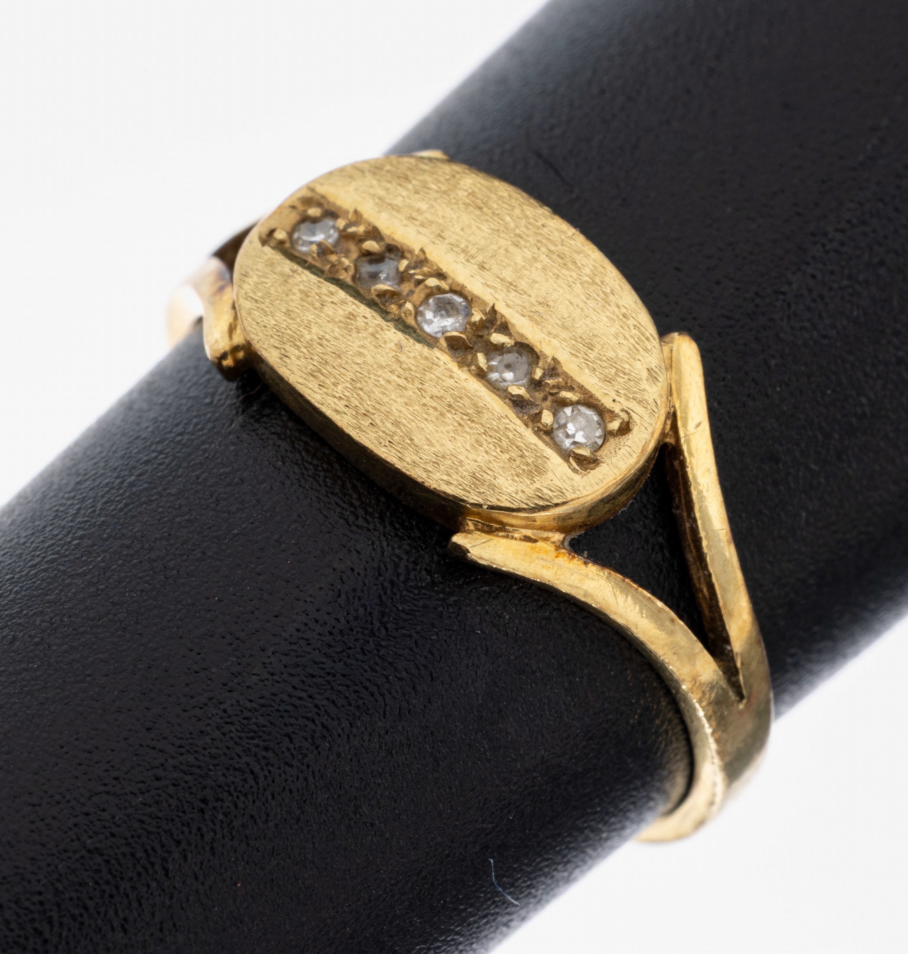 Image 27066731 - 14 kt Gold Diamant-Ring, GG 585/000, ovalerRingkopf sat., 5 kl. 8/8-Diamanten, RW 54, ...