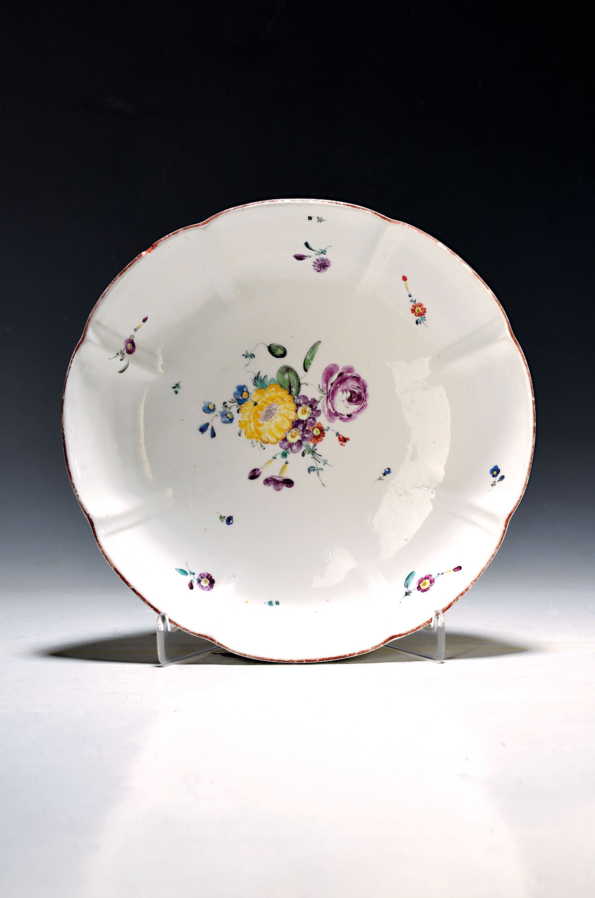 Image 27066743 - Vielpassige Schale, Frankenthal, 1777, Porzellan, polychrom bemalt mit natürlichen ...