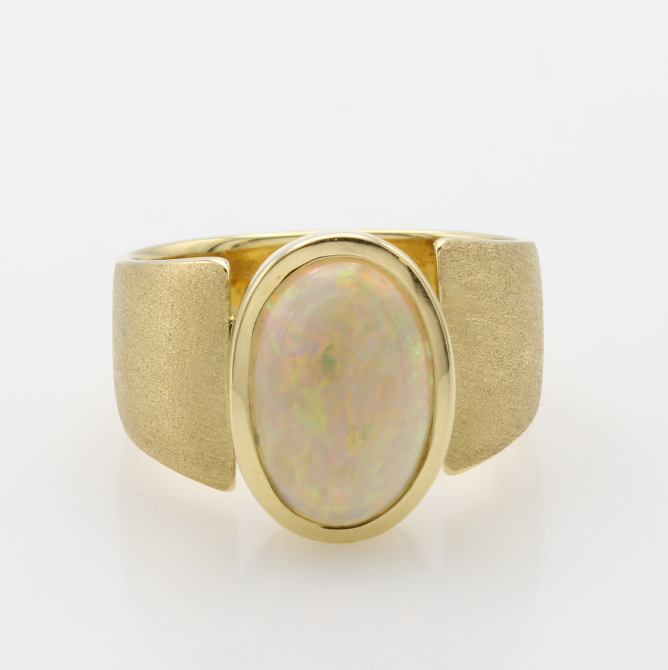 Image 27066750 - Ring mit Opal, GG 750/000, Schiene z.T. matt., ovaler Opal ca. 2.11 ct, RW ca. 58 ...