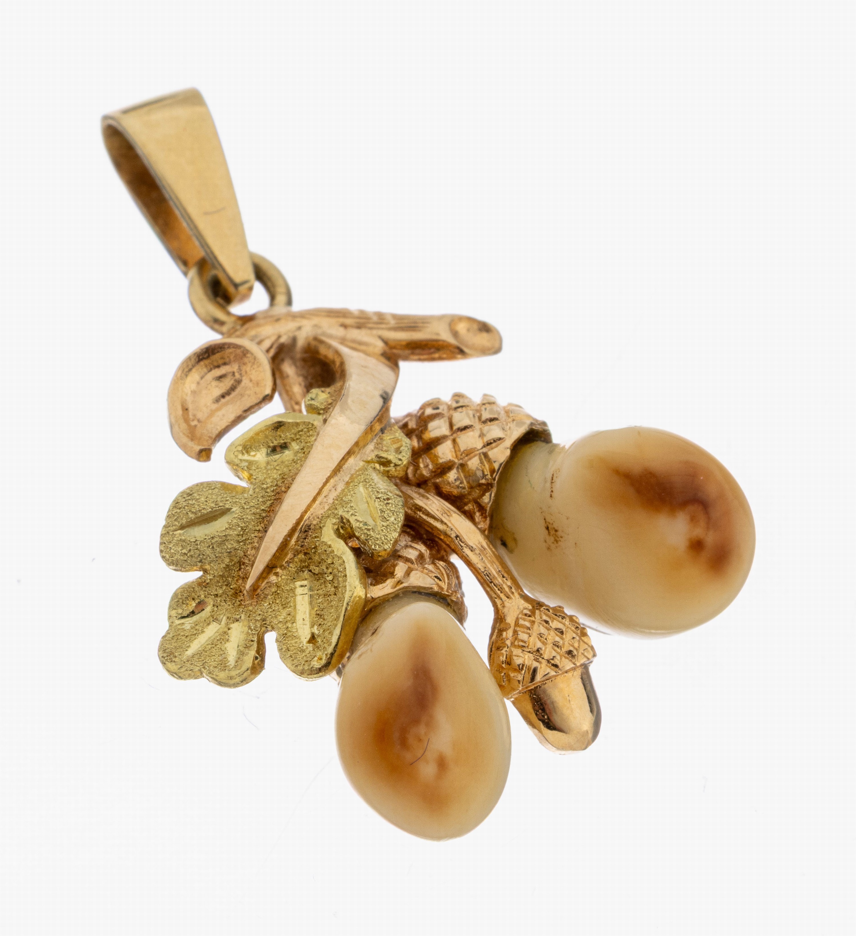 Image 27066766 - 14 kt Gold Grandel-Anhänger, 1960er Jahre, GG/RG 585/000, Eichenlaubdekor, 2 Grandeln, ...