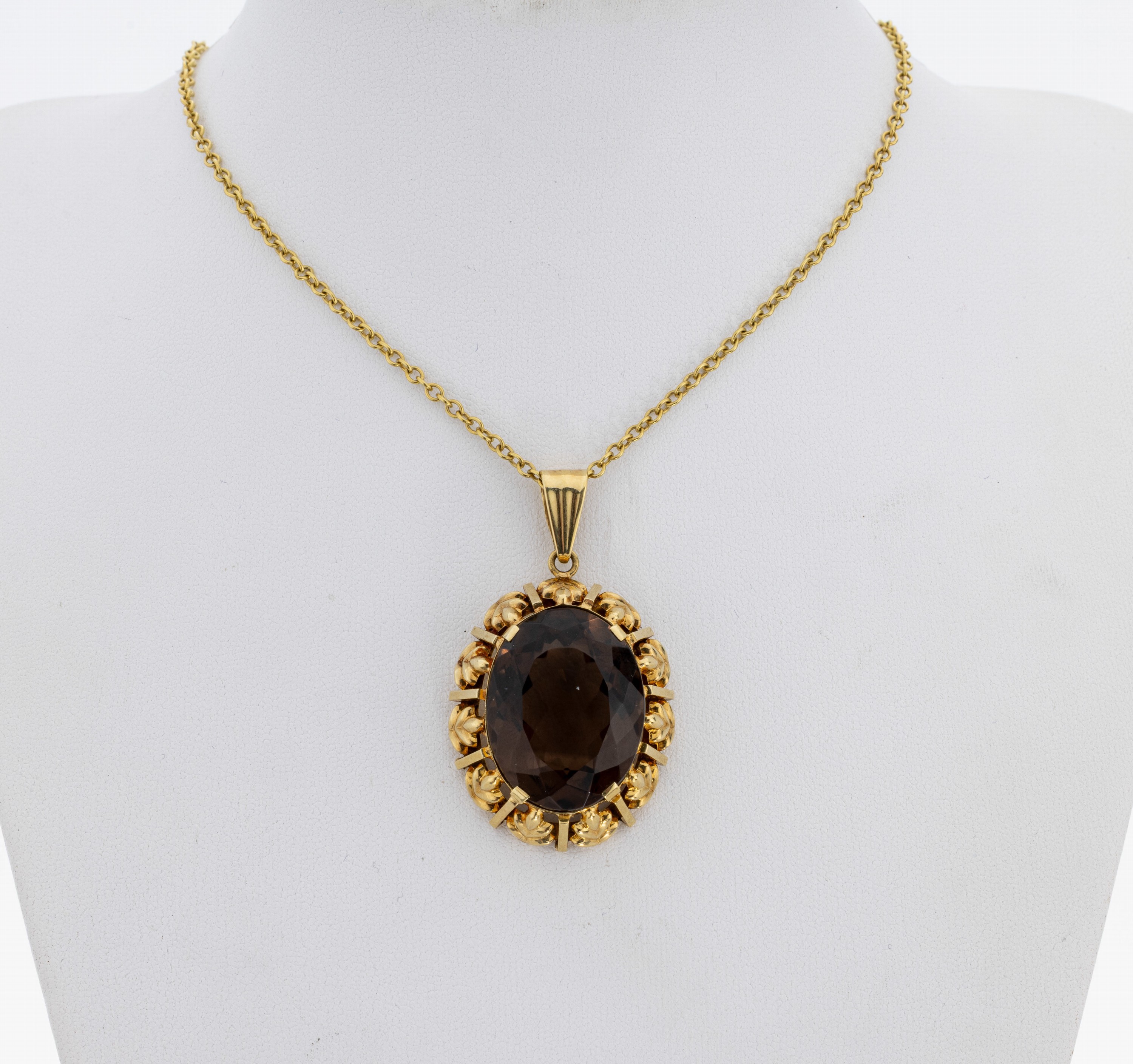 Image 27066781 - 14 kt Gold Rauchquarz-Anhänger, GG 585/000,gr. ovalfacett. Rauchquarz, florale Fassung ...