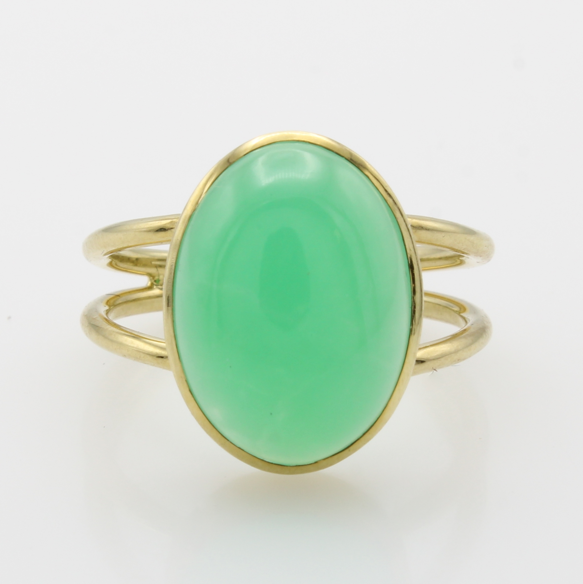 Image 27066784 - Ring mit Chrysopras, GG 585/000, ovaler Chrysopras ca. 7.5 ct, 2-rhg. Schiene, RW ca. 58 ...