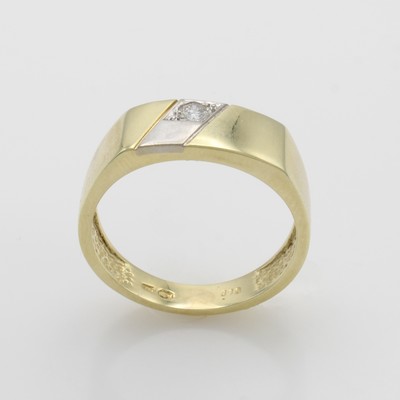 27066778a - Herrenring mit Brillant, GG 585/000, z.T. matt., Brill. in rhod. Streifen gef. ca. 0.10 ...