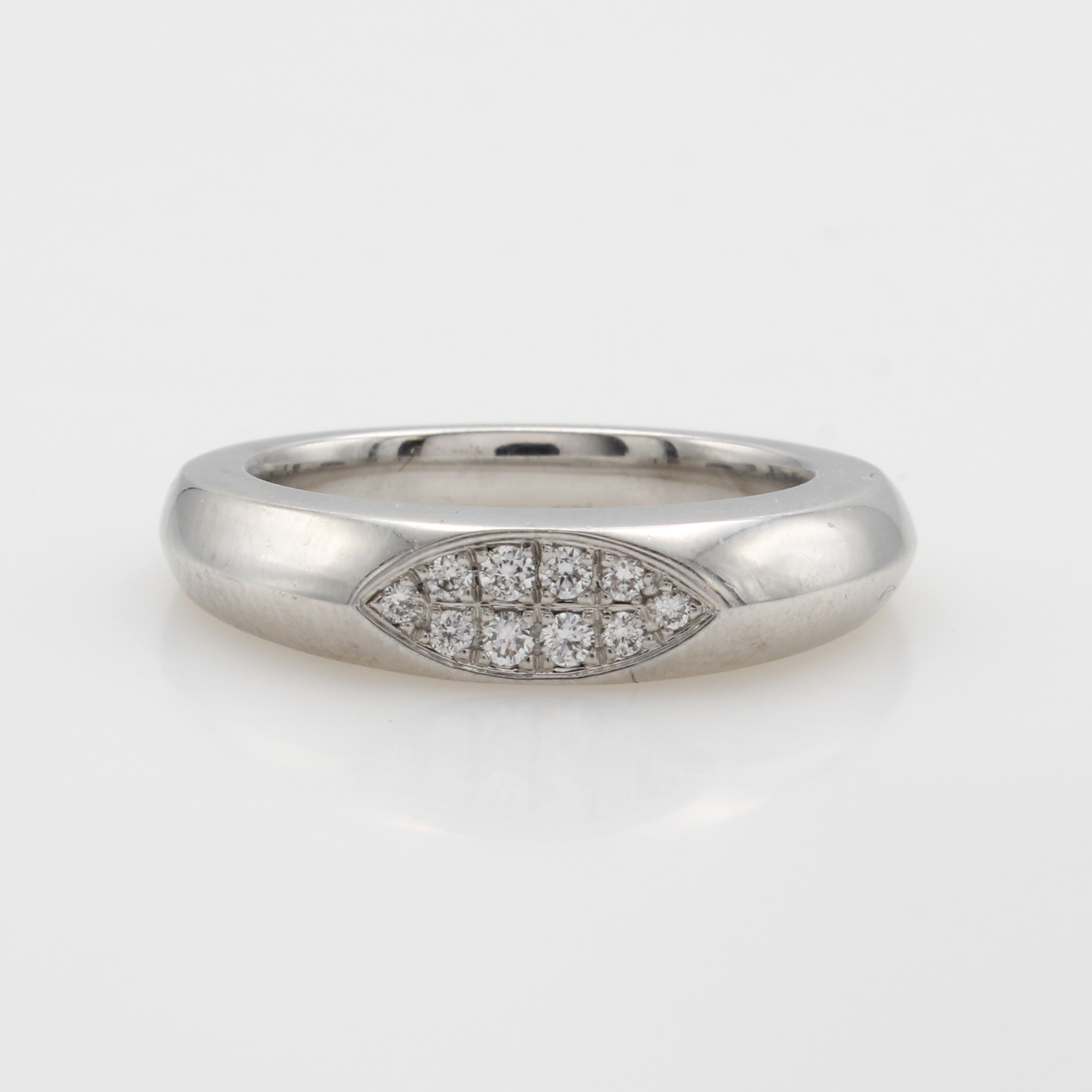 Image 27066924 - Ring mit Brillanten, WG 750/000, Brill. in Navetteform gef. zus. ca. 0.14 ct feines ...