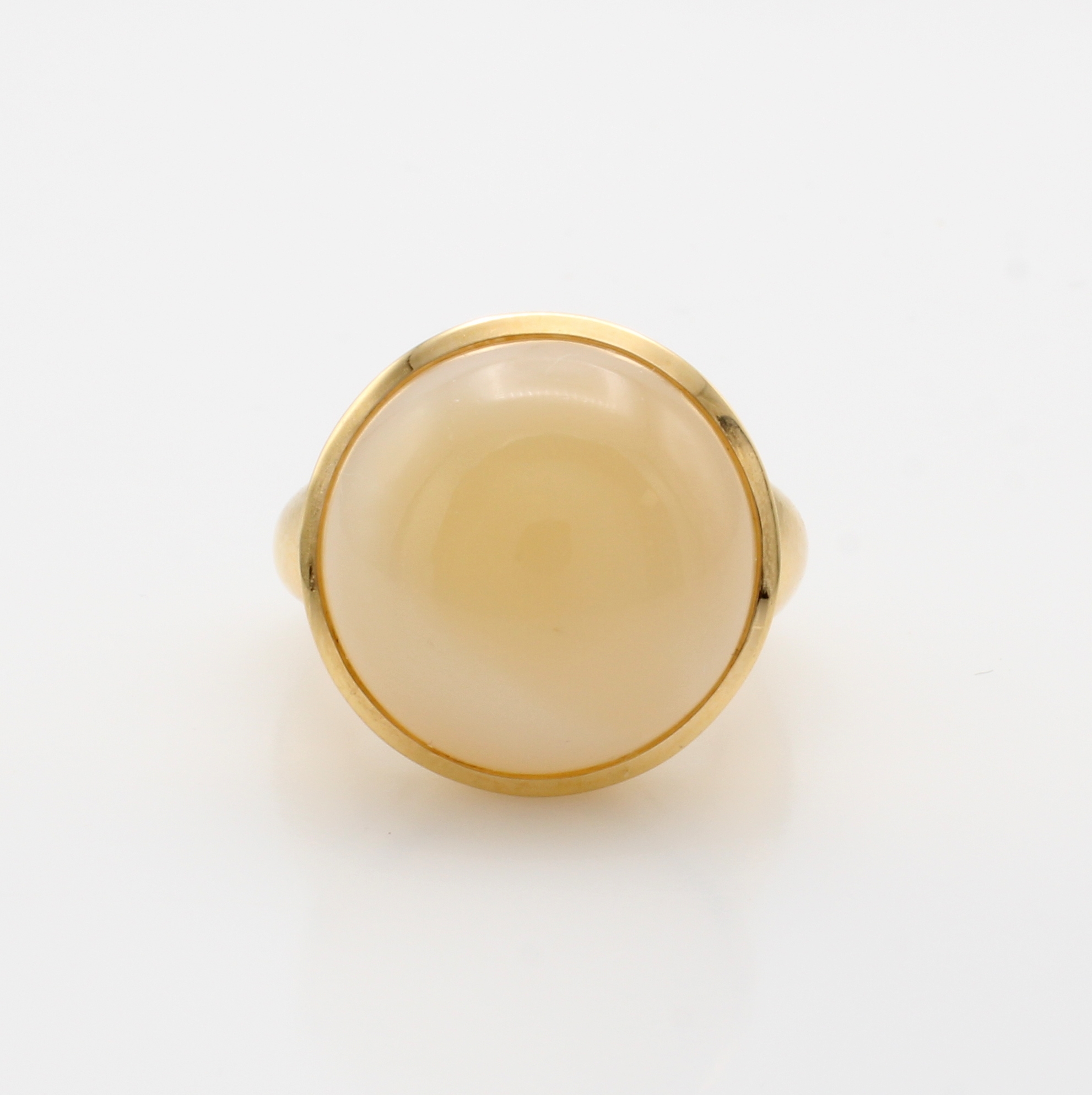 Image 27066926 - Ring mit Mondstein, RG 750/000, Mondstein inglatter Fassung, RW ca. 54 Schätzpreis: ...