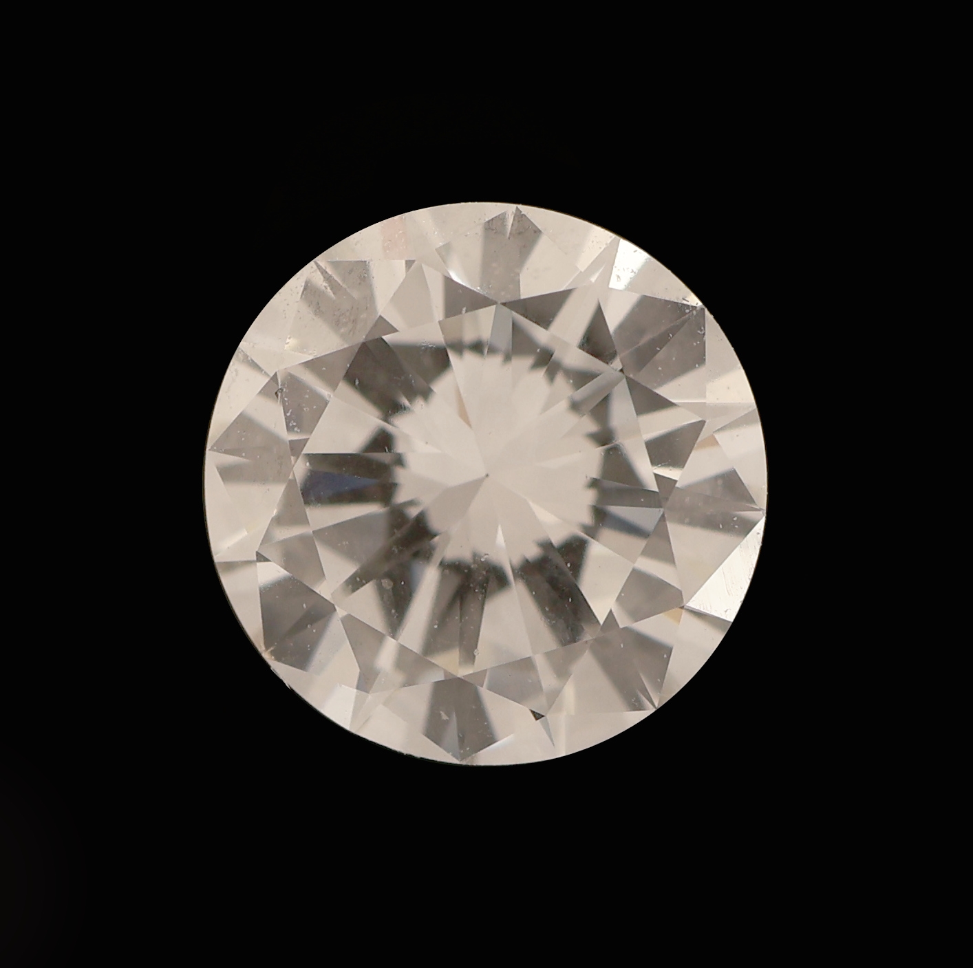 Detail a: Loser Brillant, 0.74 ct feines Weiß/lr, mit Zertifikat