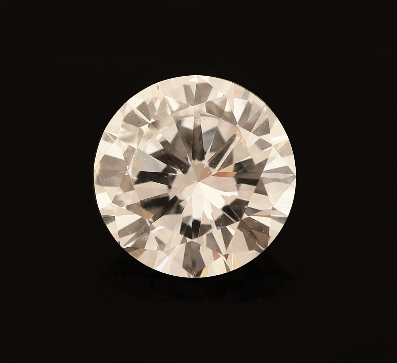 Detail a: Loser Brillant, 0.80 ct hochfeines Weiß/lupenrein, mit Zertifikat