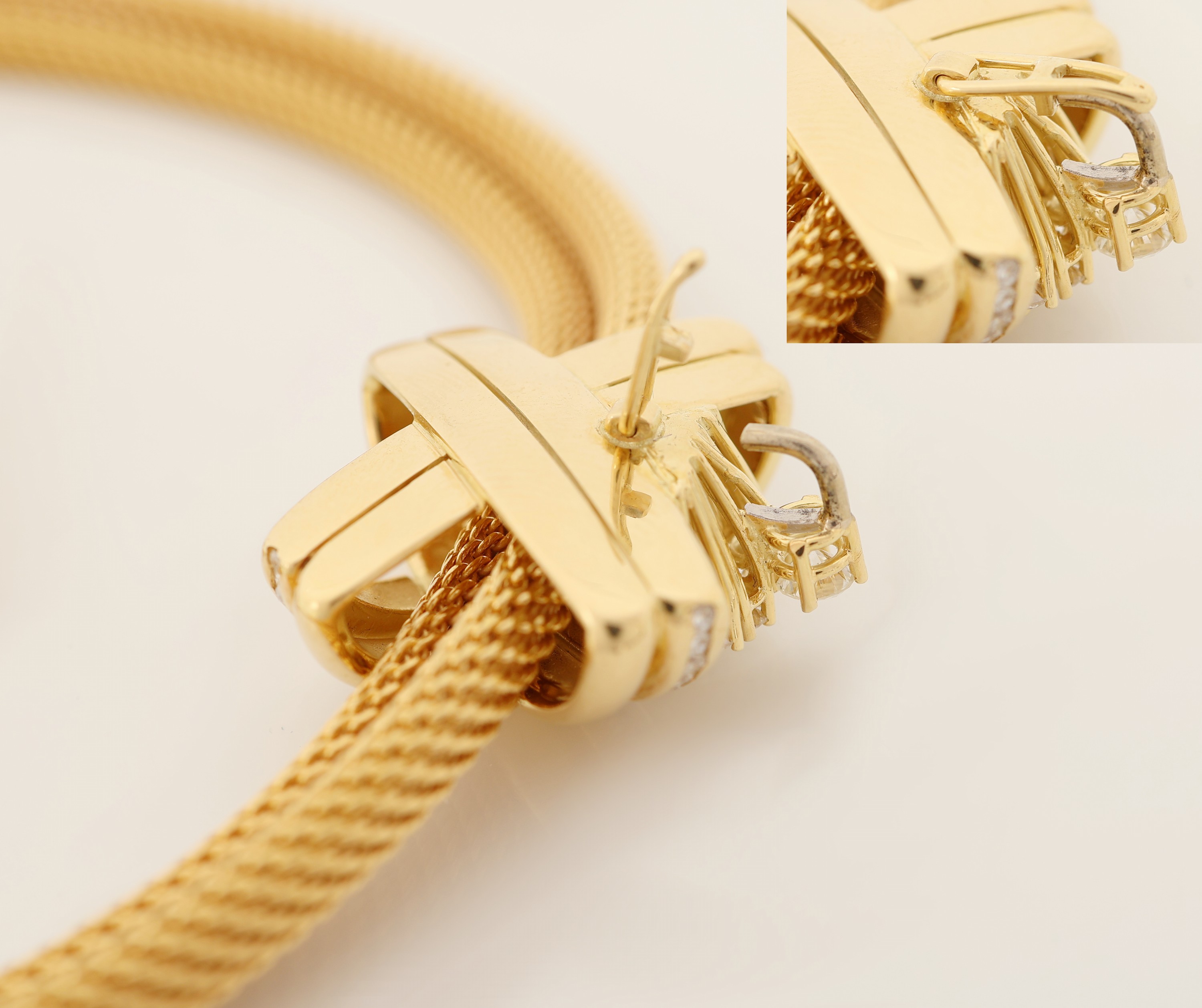 Detail e: 18 kt Gold Brillant-Aquamarin-Opal-Collier, GG/WG 750/000, Einzelanfertigung eines renommierten Idar-Obersteiner Goldschmieds, Strickcollier, bewegl. ...