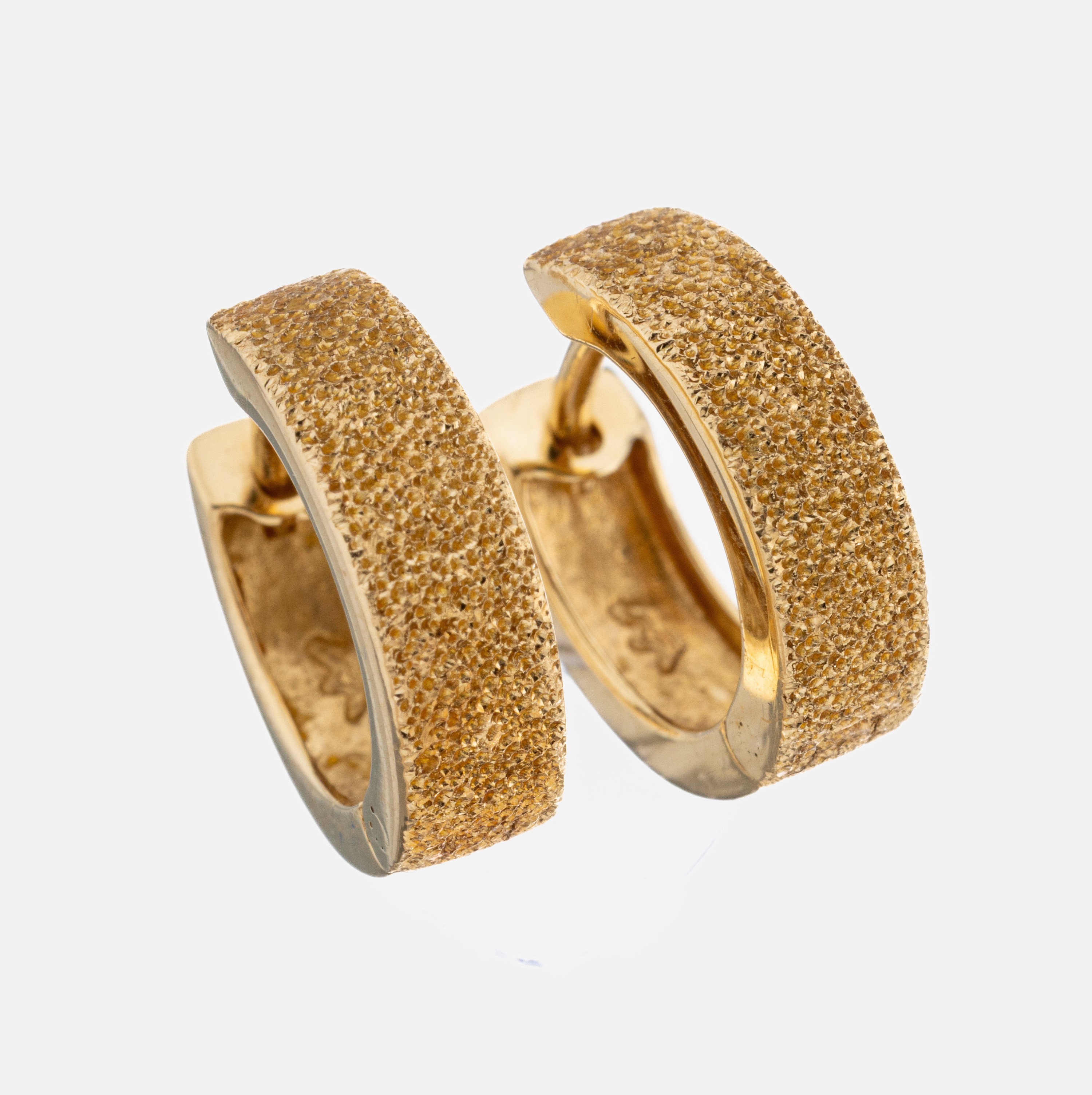 Image 27067633 - Paar 14 kt Gold Ohrcreolen, GG 585/000, part. strukt., D. ca. 1.4 cm, ca. 2.9 g