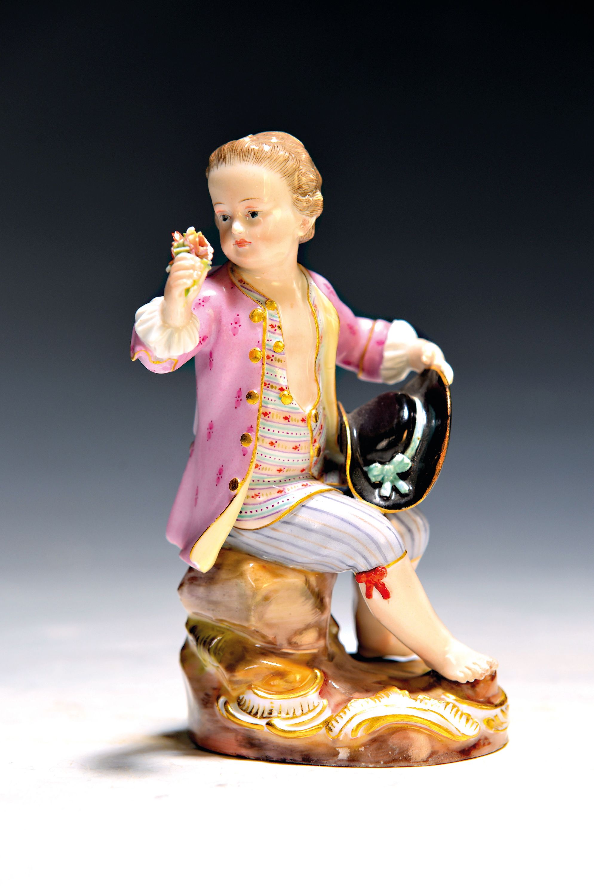 Image 27067772 - Porzellanfigur, Meissen, um 1850-1924, Gärtnerkind/ kl. Kavalier mit Blumen, Modellnr. ...