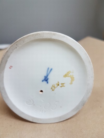 27067773f - Porzellanfigur, Meissen, 2. Hälfte, 20. Jh., Entwurf Erich Oehme, sitzender Eisbär, ...