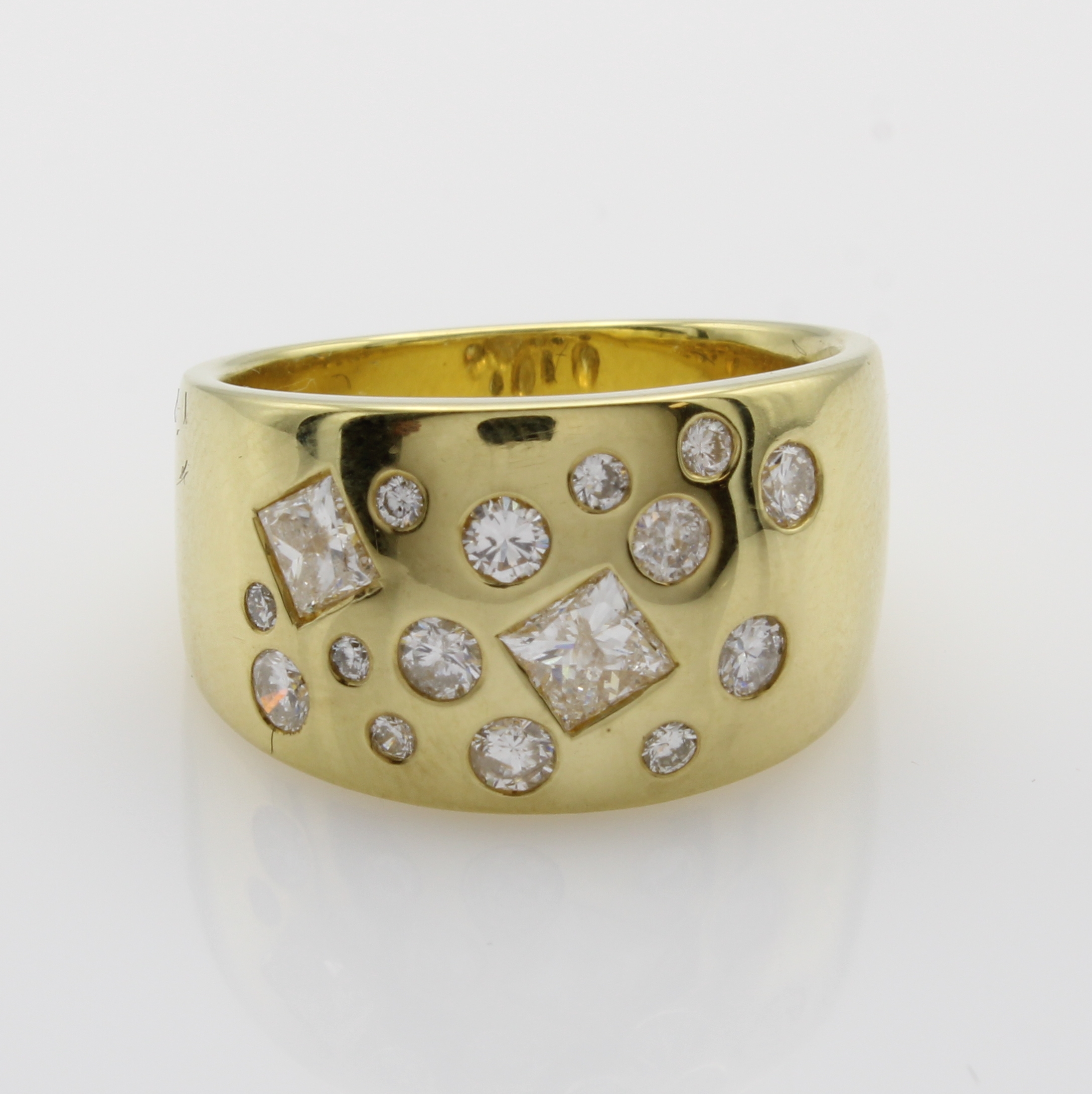 Image 27067991 - Ring mit Diamanten und Brillanten, GG 750/ 000, 2 Diam. im Princess-Cut u. Brill. zus. ...