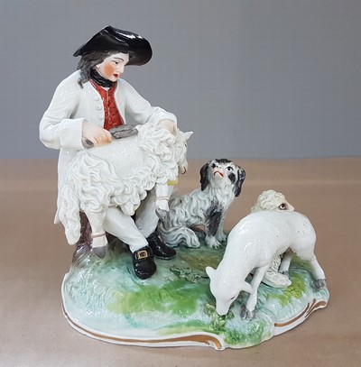 27068072a - Porzellangruppe, Frankenthal, Entwurf Adam Bauer 1773, Schäfer/Schafscherer mit drei ...