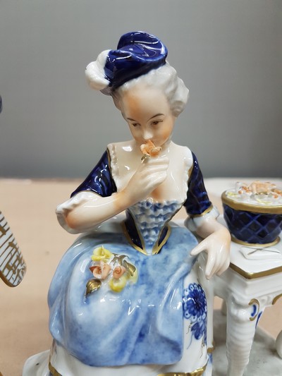 27068135e - Zwei Porzellanfiguren, Thüringen, 20. Jh., Kavalier, Älteste Volkstedt, H. ca. 18 cm, ...