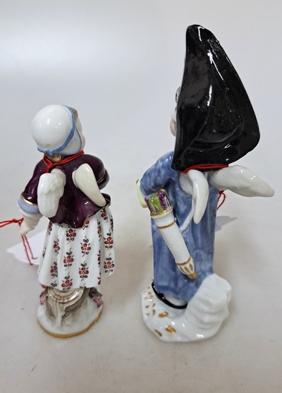 27068175c - 2 cupids, around 1850-1924, 1. Meissen: disguised cupid, polychrome painted, gold ...