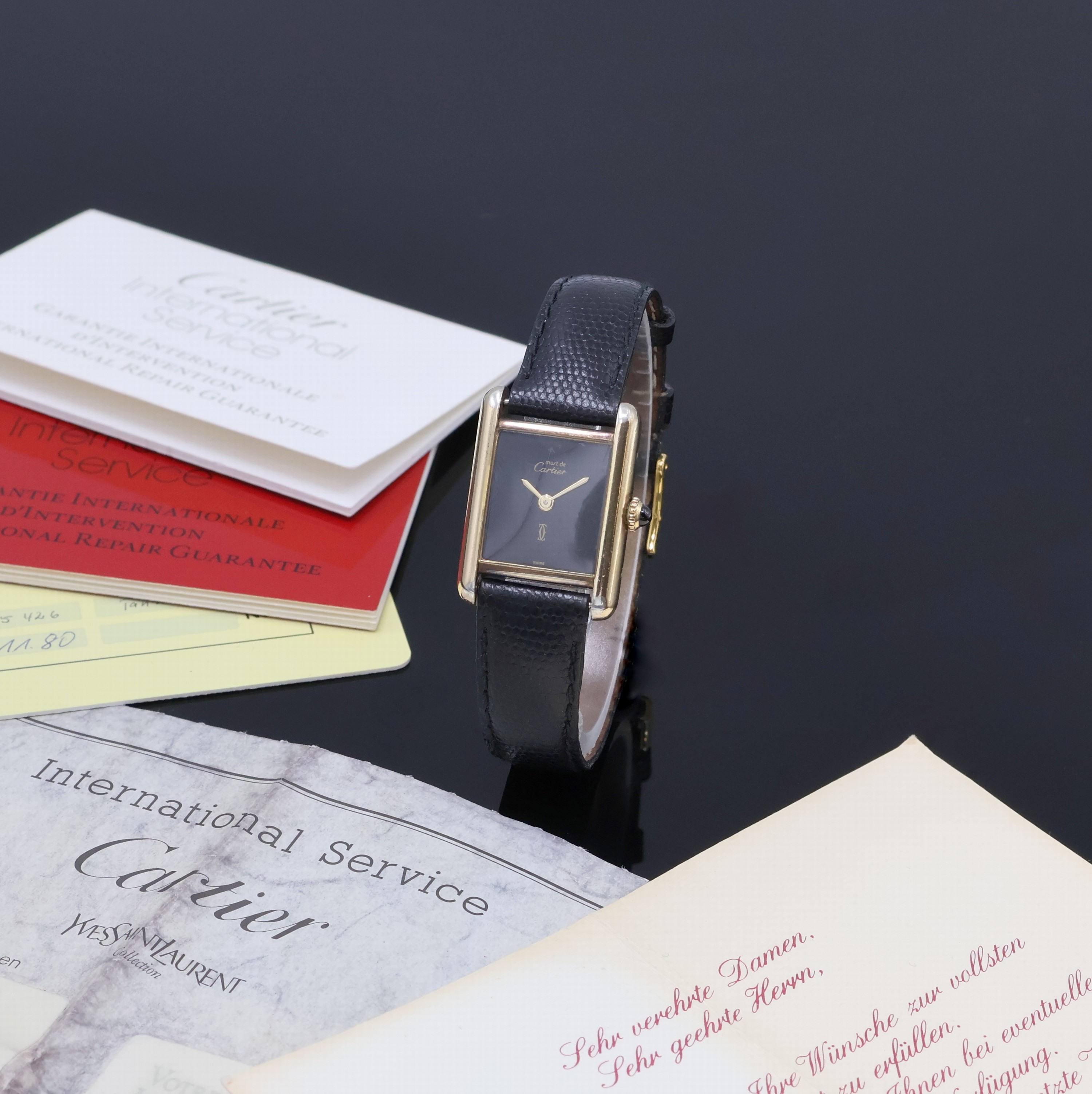 Image 27068468 - CARTIER Tank Damenarmbanduhr in vergoldeten Sterlingsilber-Gehäuse, Handaufzug, ...