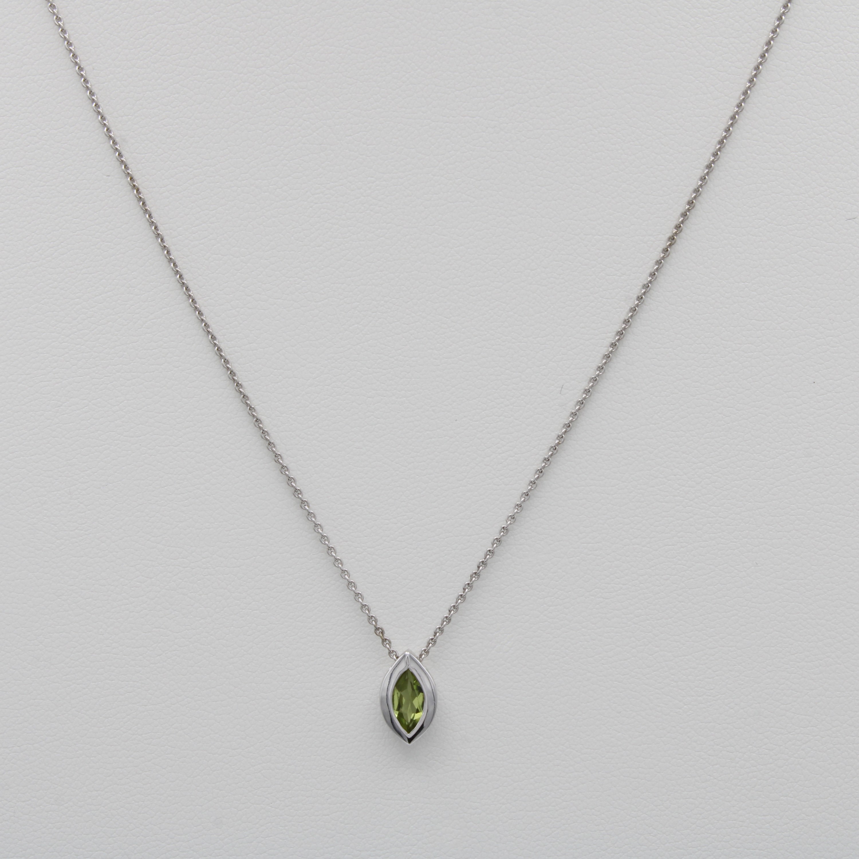 Image 27068495 - Anhänger mit Peridot an Kette, WG 750/000, Peridot in Navetteform gef., L. ca. 45 cm ...