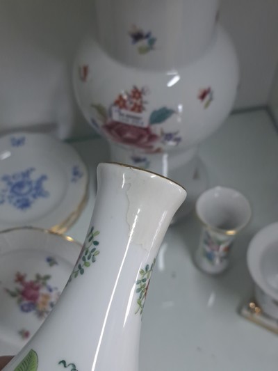 27068423j - 10 pieces Herend, 20th century, porcelain, so-called Ku vase, with Asian. Flower ...