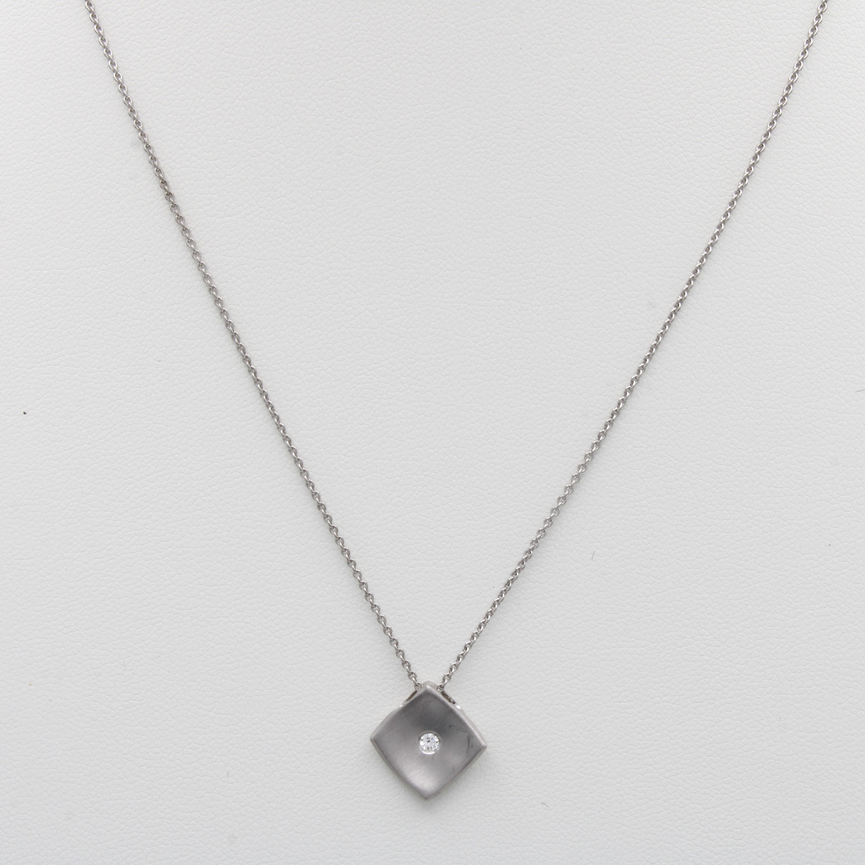 Image 27068501 - Anhänger mit Brillant an Kette, WG 585/000, glatte, carréeförm. Platte, Brill. mittig ...